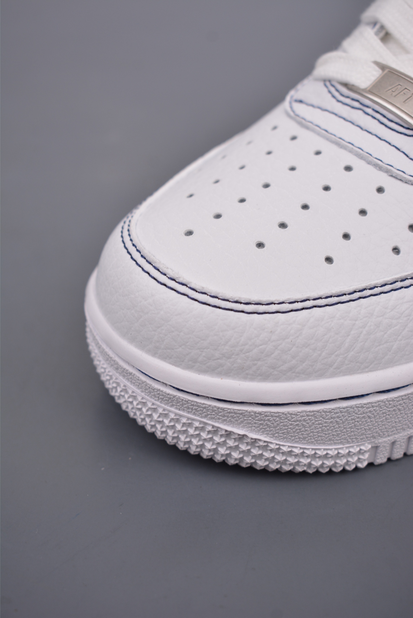 200 Nike Air Force 1 Low 白蓝  HQ2037-100