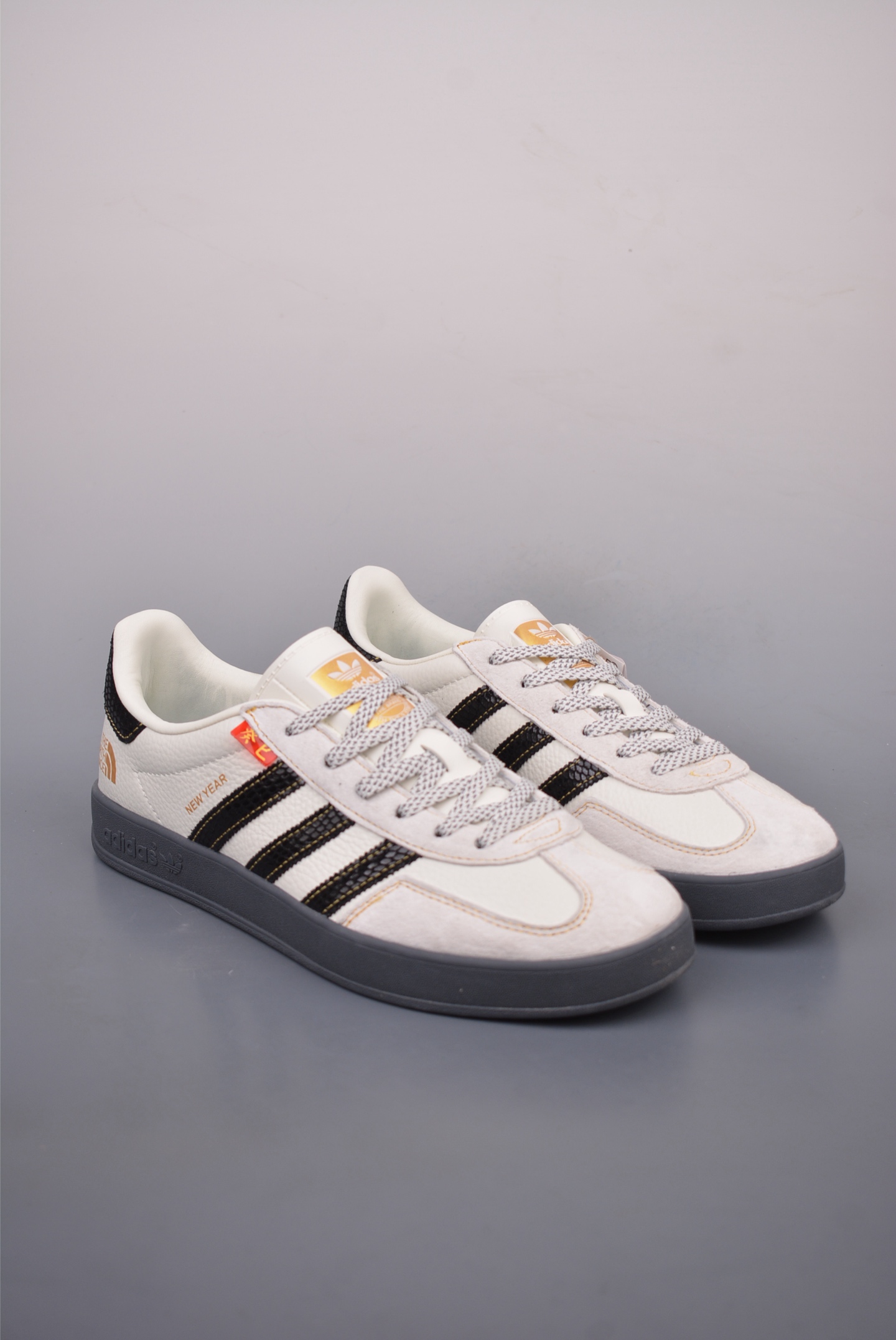 200 Adidas Samba OG 北面联名 复古桑巴板鞋 CH6336-720