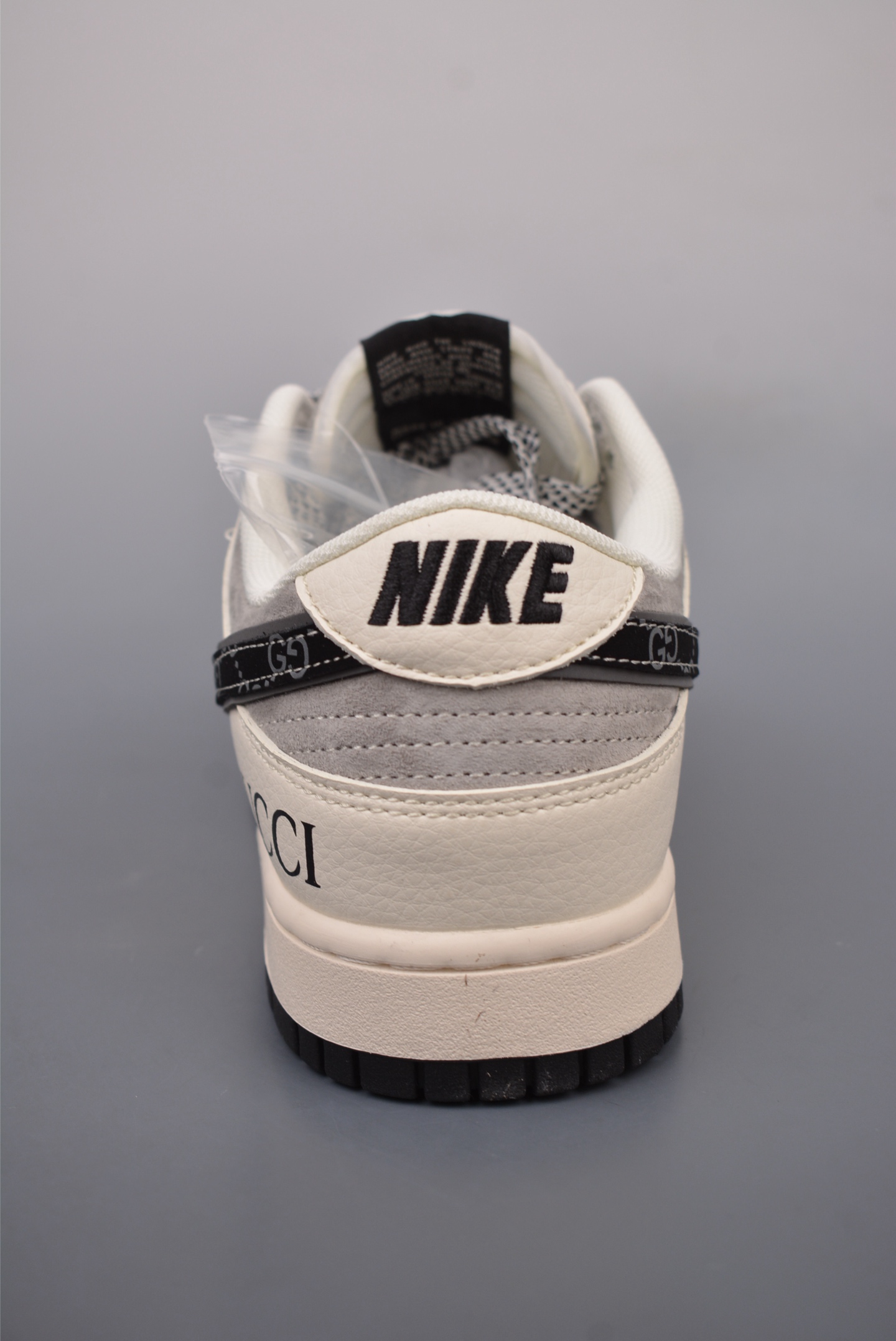 200 NIKE SB Dunk Low 性价比天花板 尝鲜先行版 XF8698-001
