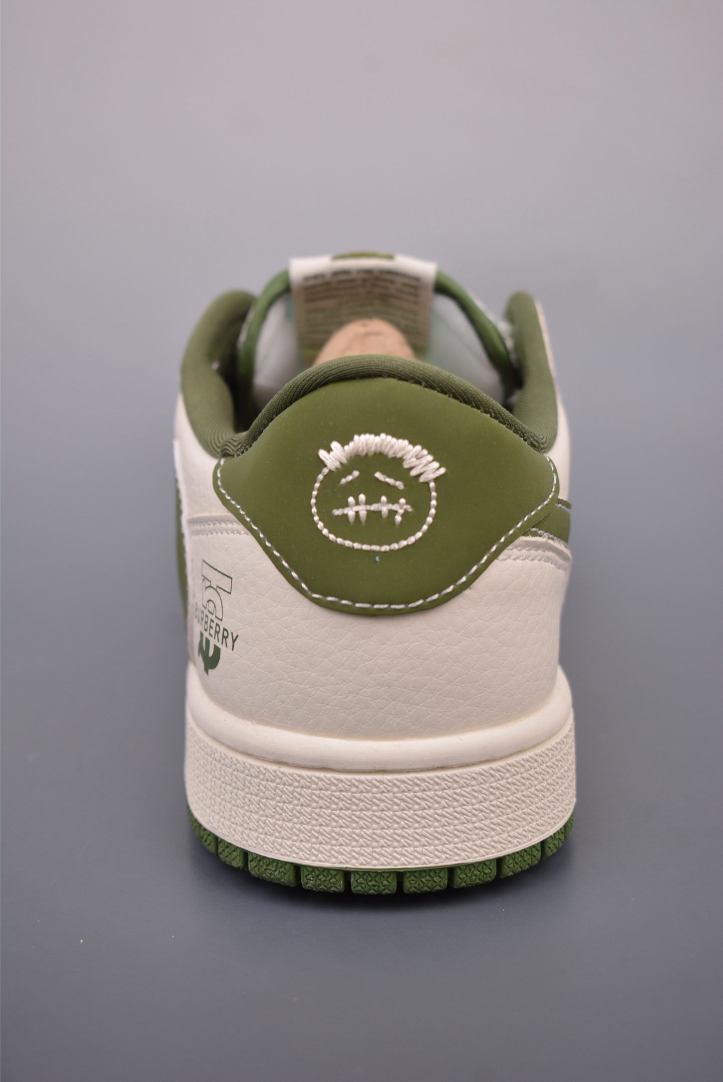 Fragment x Travis Scott x BUREERRY Air Jordan 1 Low 三方联名倒钩 方 XS2024-034