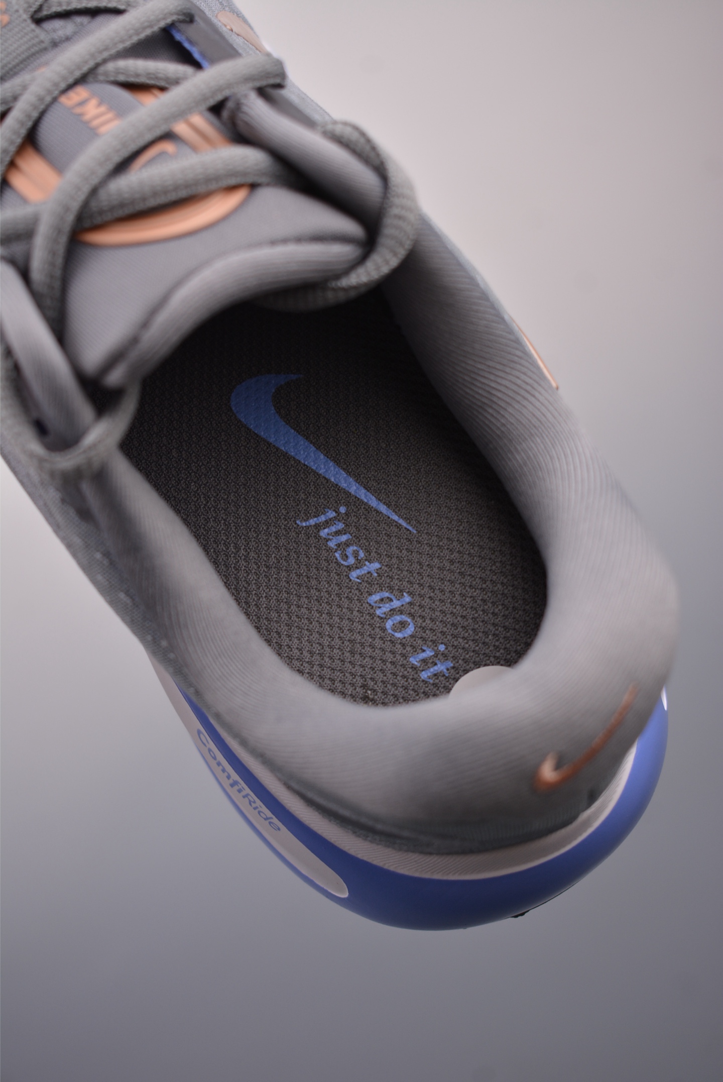 Nike Journey Run 2024跑步鞋  FJ7765-004