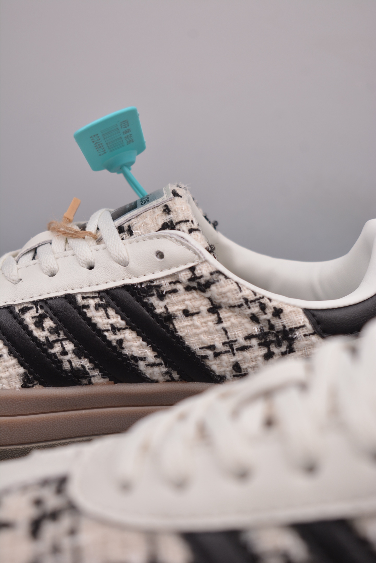 180  Ad Originals Gazelle Bold 纯原版本 三叶草厚底休闲防滑耐磨低帮板鞋   JR5673