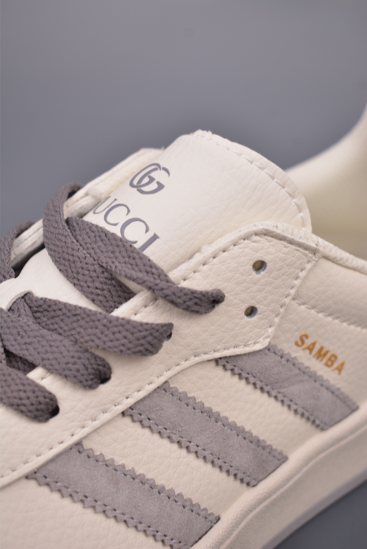 220  adidas Originals Gazelle INdoor  三叶草休闲防滑耐磨低帮板鞋 LJ990433