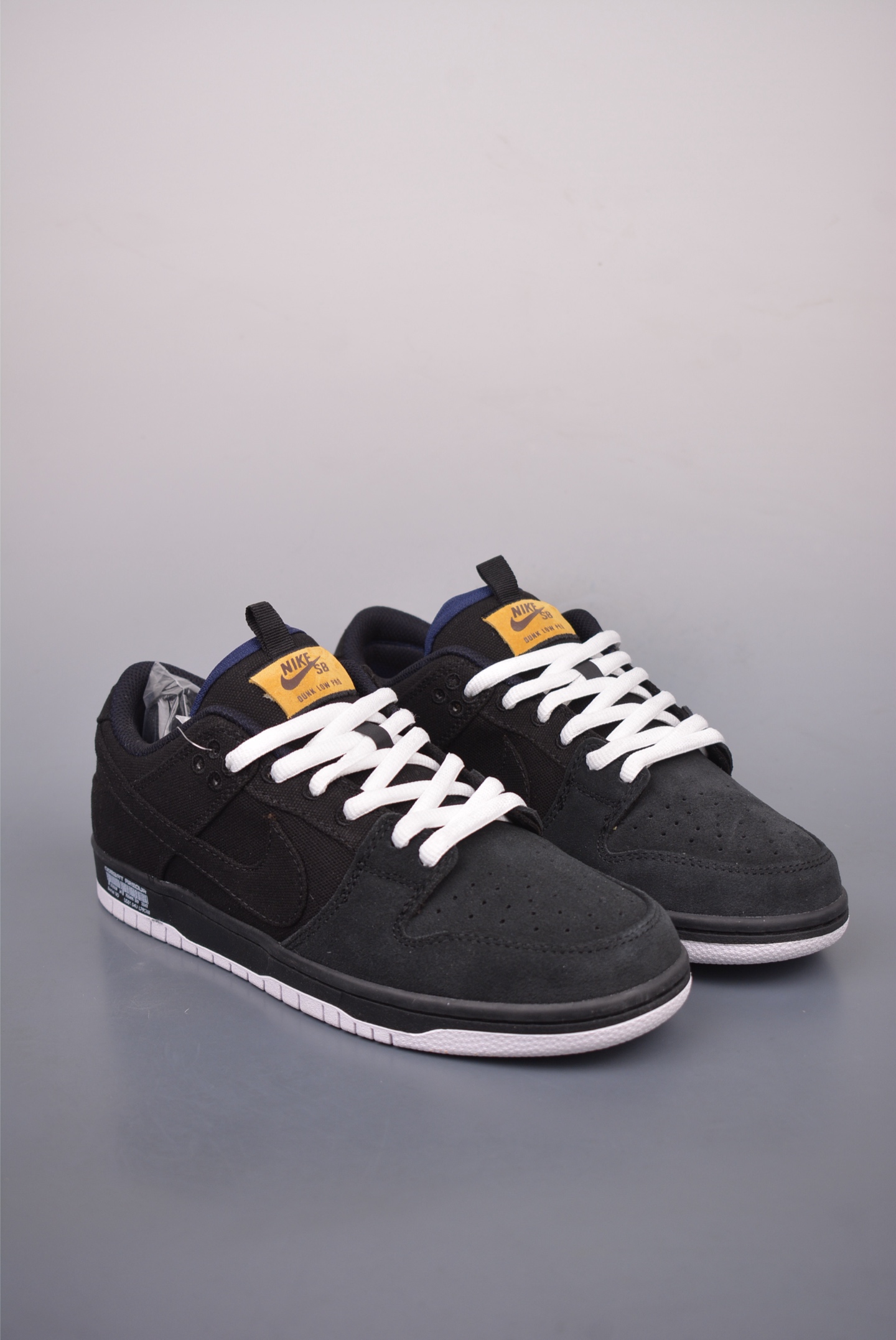 220  Nike SB Dunk Low 黑白 解构抽绳鞋带  DX6775-400
