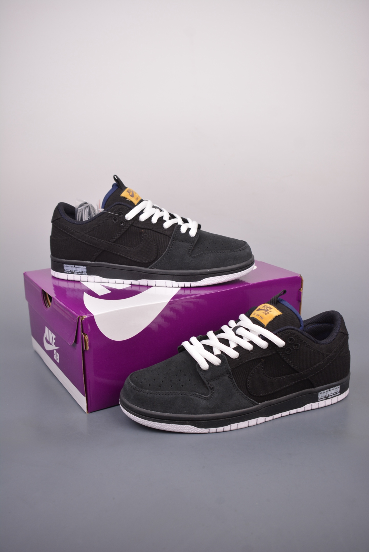 220  Nike SB Dunk Low 黑白 解构抽绳鞋带  DX6775-400