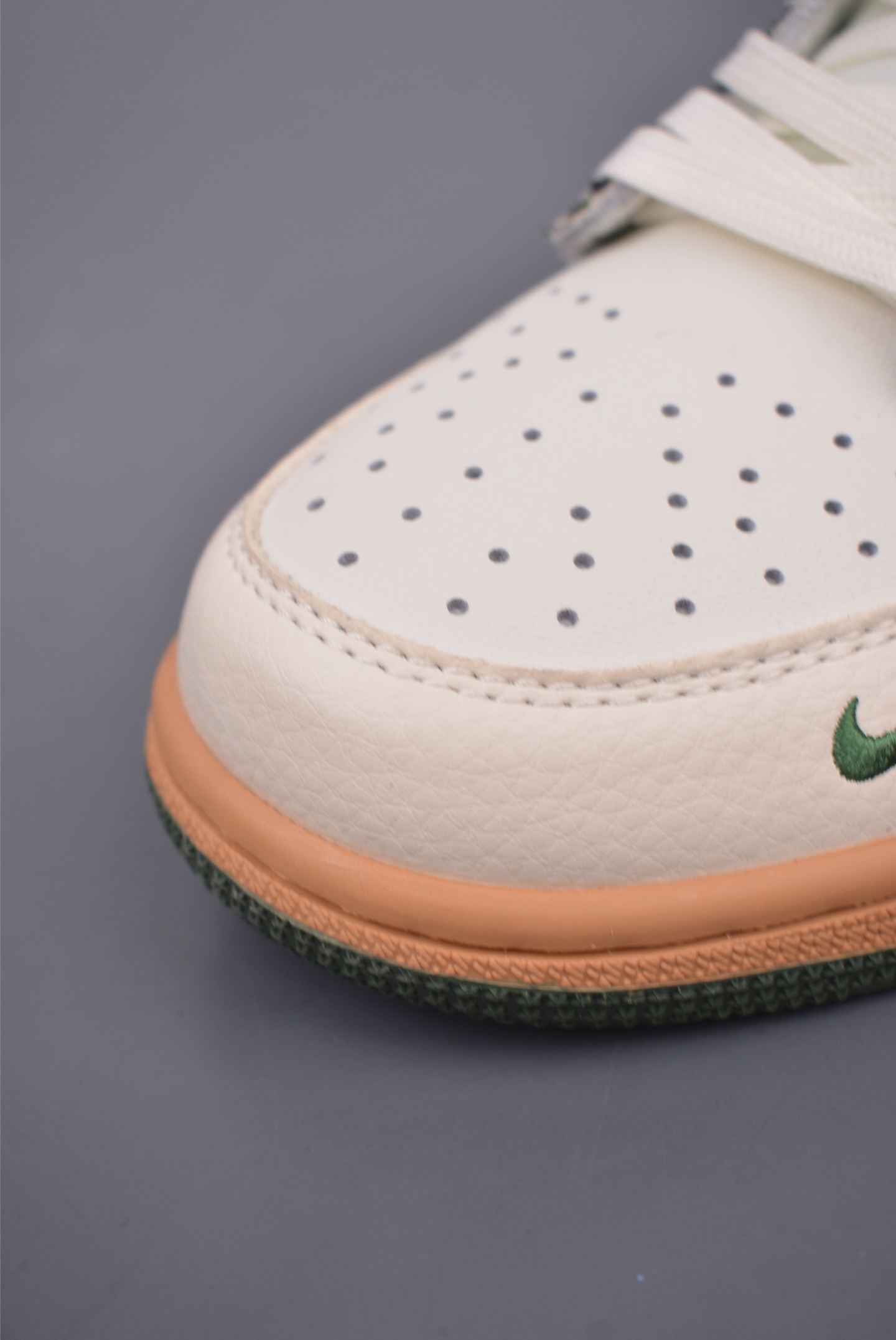 280  Fragment x Travis Scott x Dior Air Jordan 1 Low 三方联名倒钩   XS2024-010