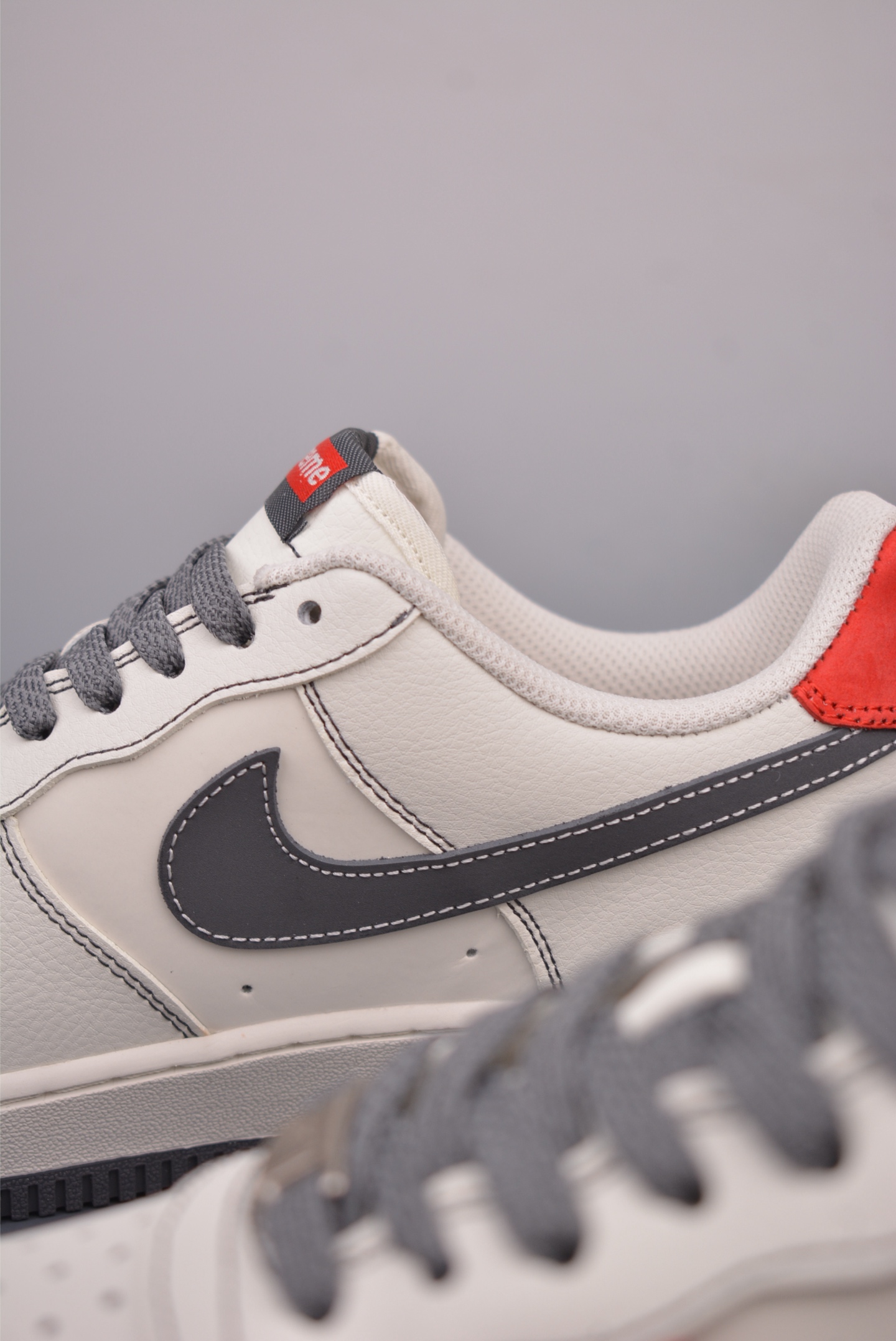 260  Nike Air Force 1 Low 白灰红 KY8899-101