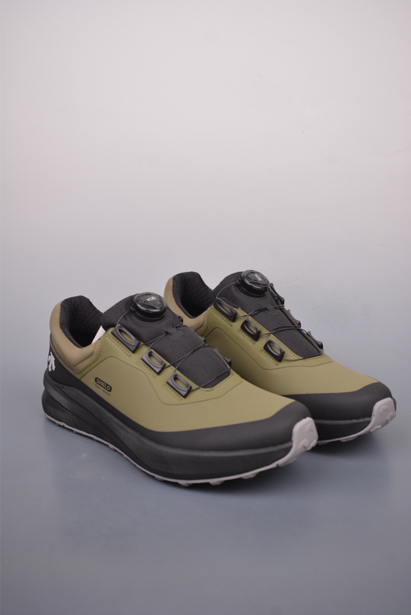 360  DESCENTE迪桑特 PRIMER GTX 广东纯原版本 时尚休闲运动覆盖防水男子越野跑鞋  D3432LCR23