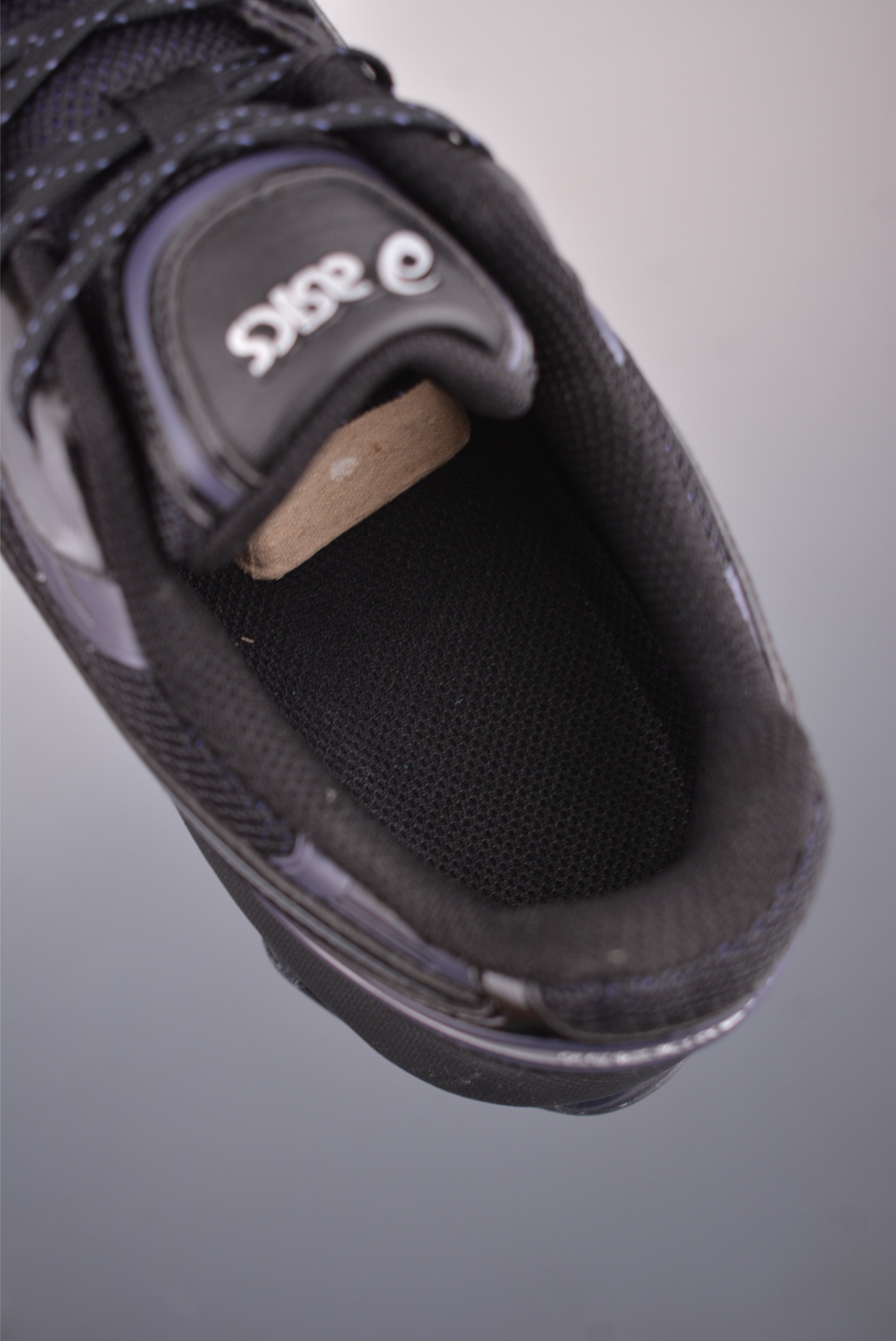260  Asics Gel-Kinetic Fluent 纯原版本 亚瑟士运动休闲透气专业跑鞋 1203A737-001