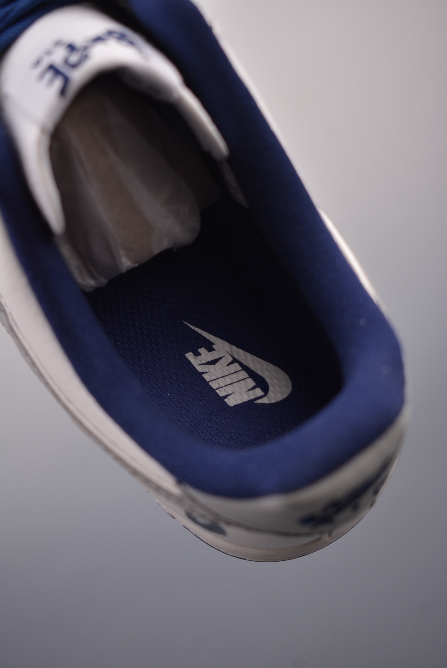240  Nike Air Force 1 Low 猿人头联名  DQ6628-152