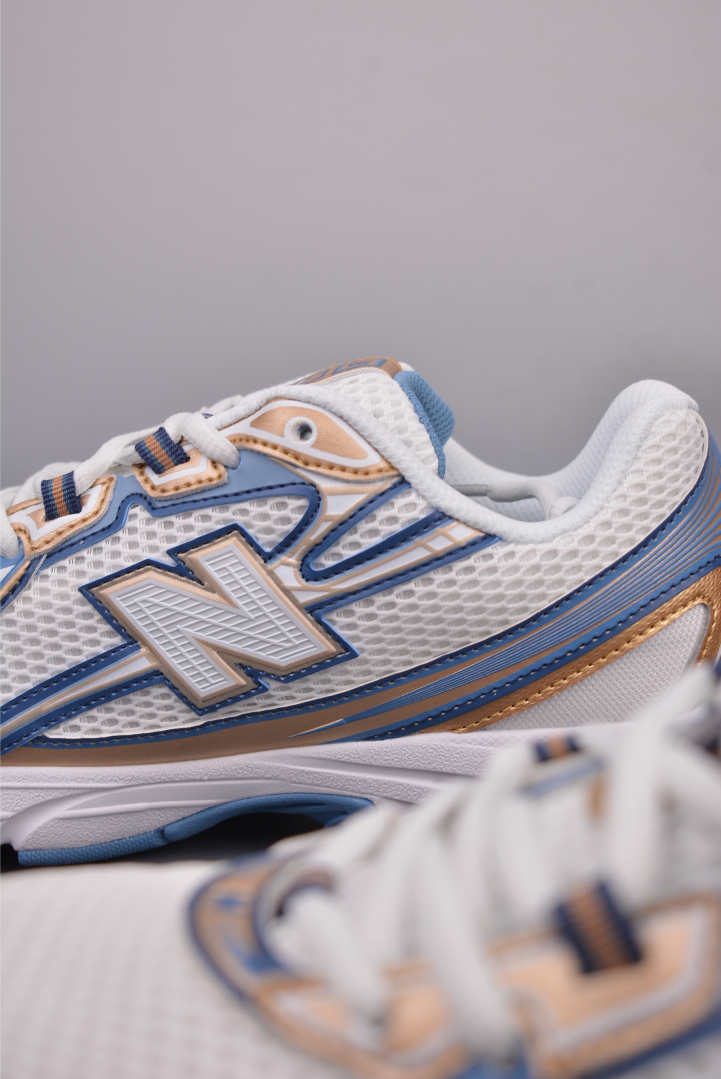 180  New Balance 740系列  复古老爹风休闲运动慢跑鞋 U740HB2