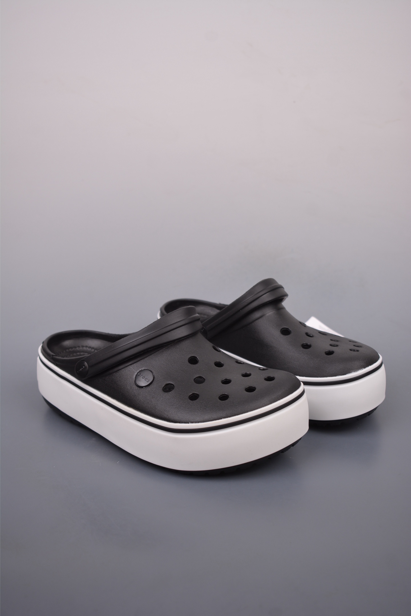 110  广东原厂 Crocs 卡骆驰  经夏季两用沙滩洞洞鞋  146555