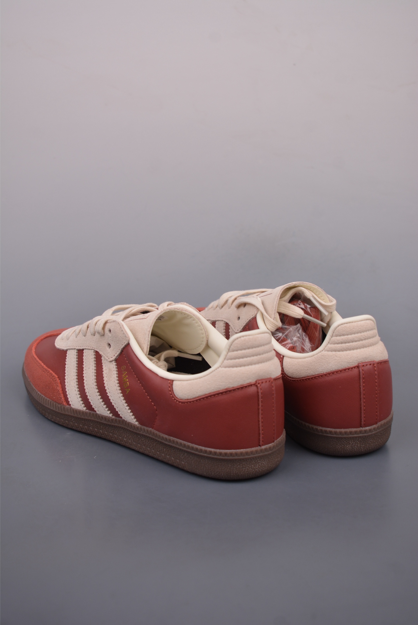 180  Adidas Samba OG  复古桑巴板鞋 JI3216