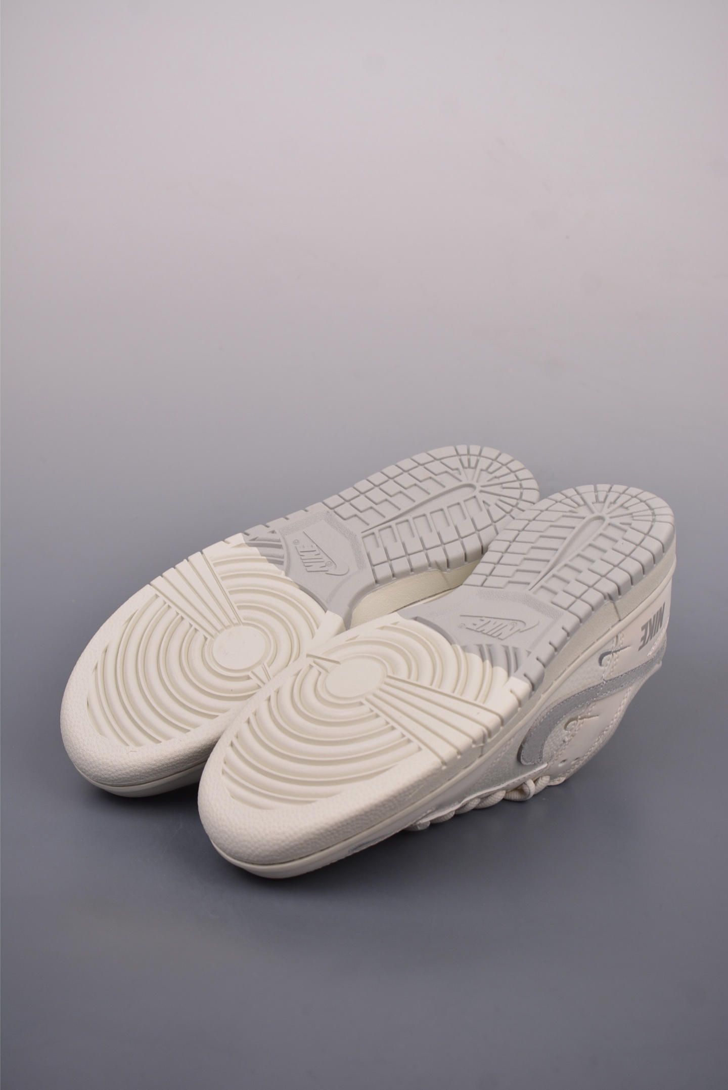 280  Nike SB Dunk Low 灰白 解构抽绳鞋带  SC9207-401