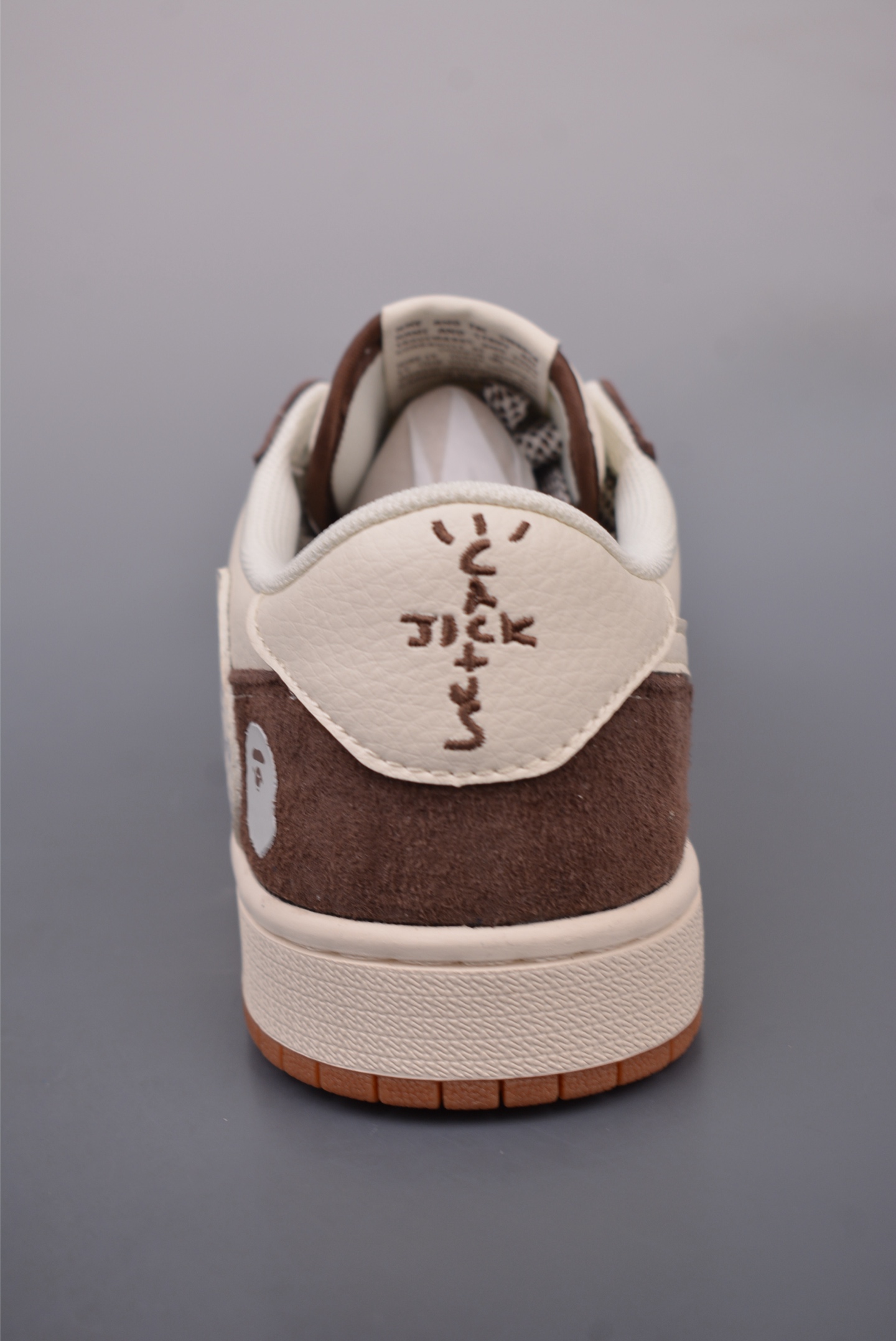 200  Fragment x Travis Scott x 猿人头 Air Jordan 1 Low 三方联名倒钩  XF8698-005