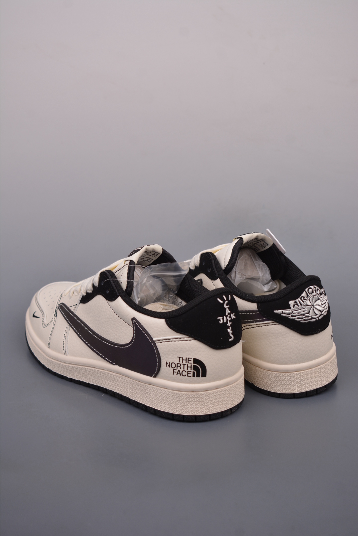 280  Fragment x Travis Scott x 北面 Air Jordan 1 Low 三方联名倒钩   XS6089-509