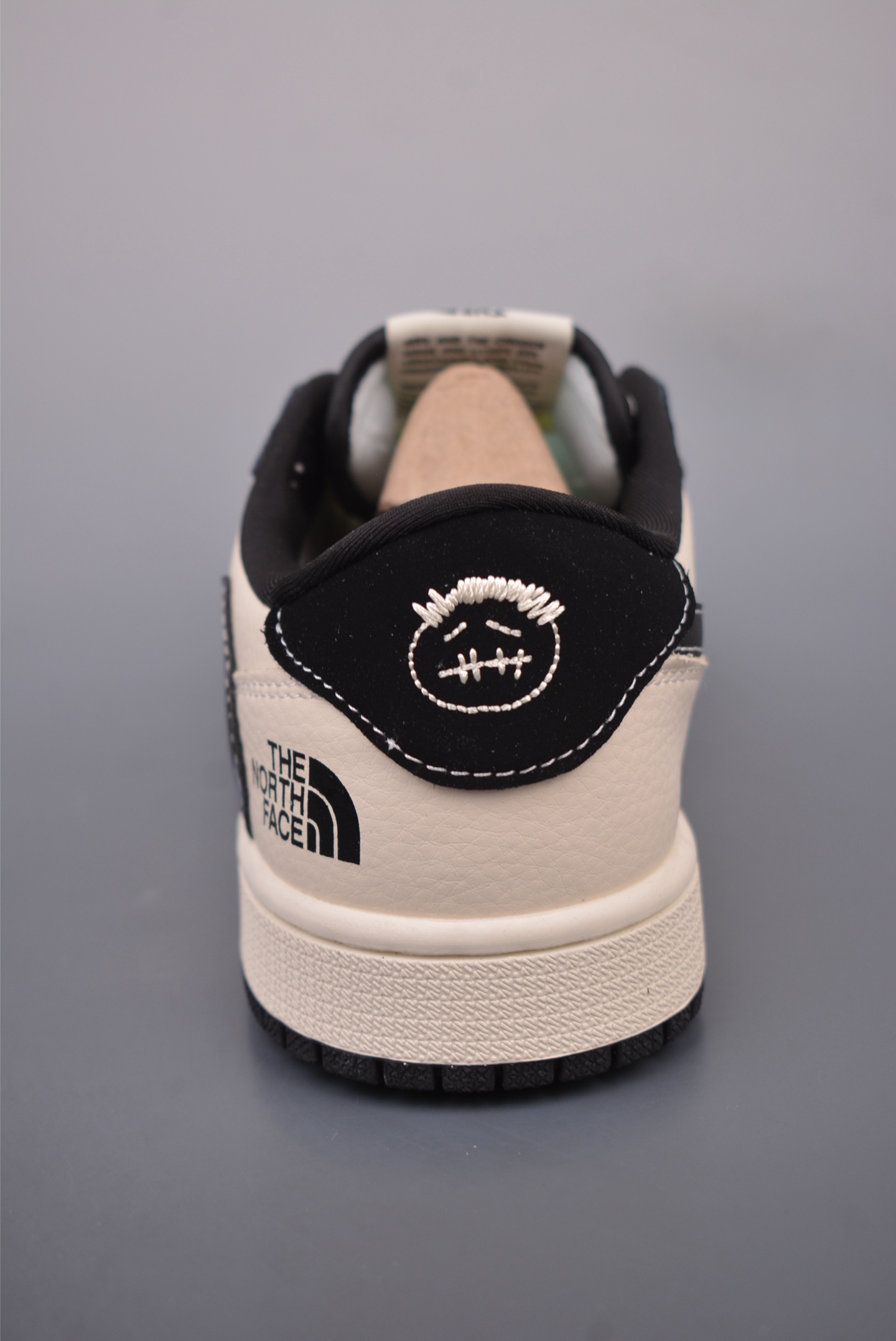 280  Fragment x Travis Scott x 北面 Air Jordan 1 Low 三方联名倒钩  XS2024-021