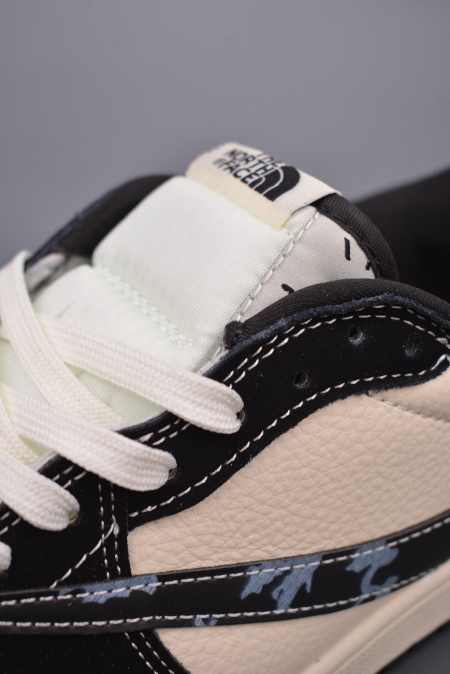 280  Fragment x Travis Scott x 北面 Air Jordan 1 Low 三方联名倒钩  XS2024-021