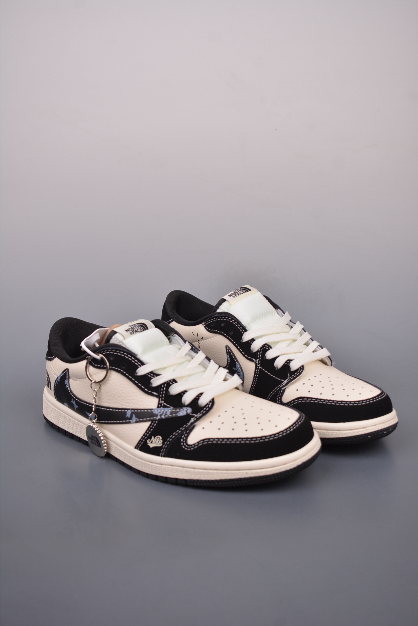 280  Fragment x Travis Scott x 北面 Air Jordan 1 Low 三方联名倒钩  XS2024-021