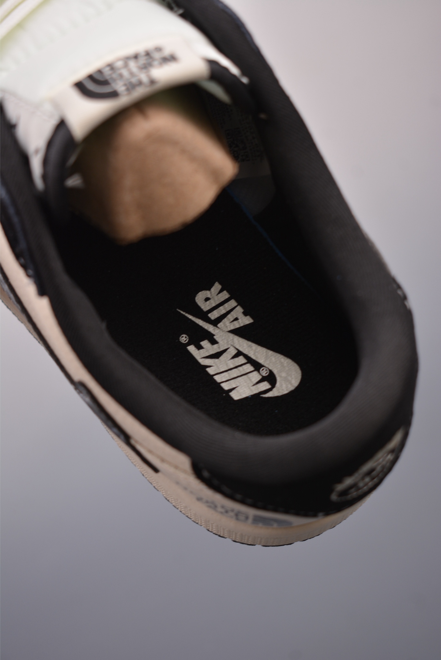 280  Fragment x Travis Scott x 北面 Air Jordan 1 Low 三方联名倒钩  XS2024-021