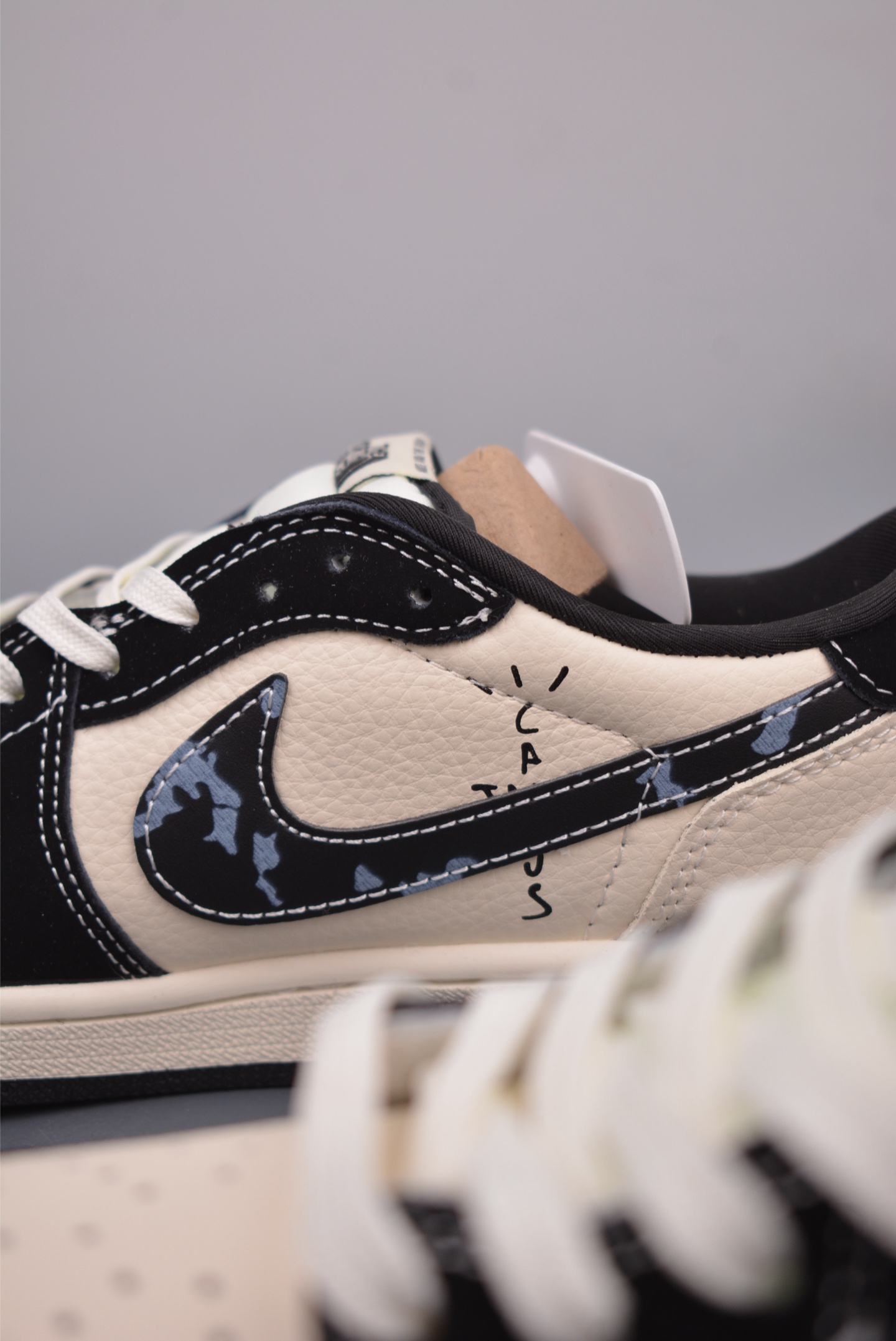 280  Fragment x Travis Scott x 北面 Air Jordan 1 Low 三方联名倒钩  XS2024-021