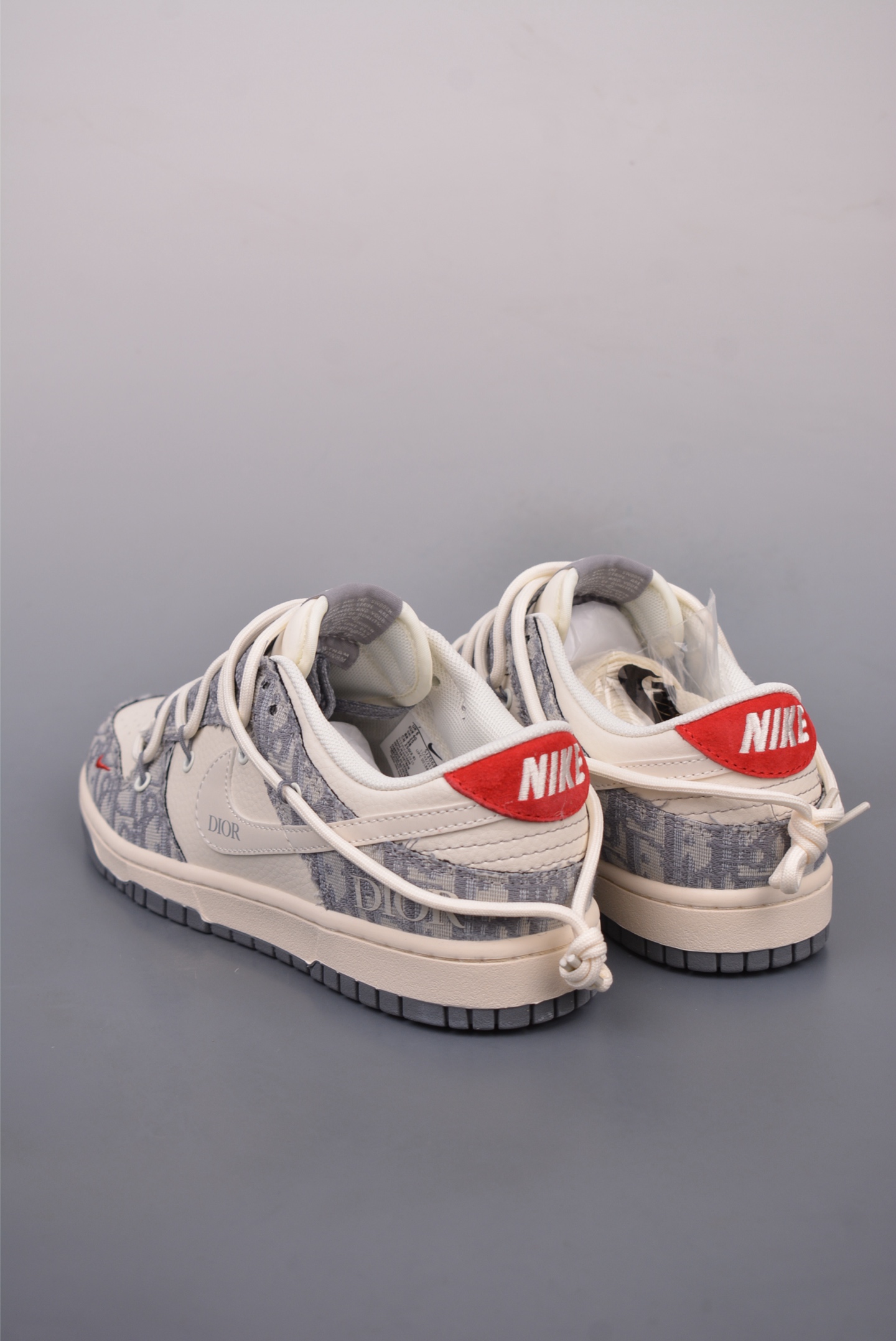 300  Nike SB Dunk Low Dior联名 解构抽绳鞋带  SJ2068-316