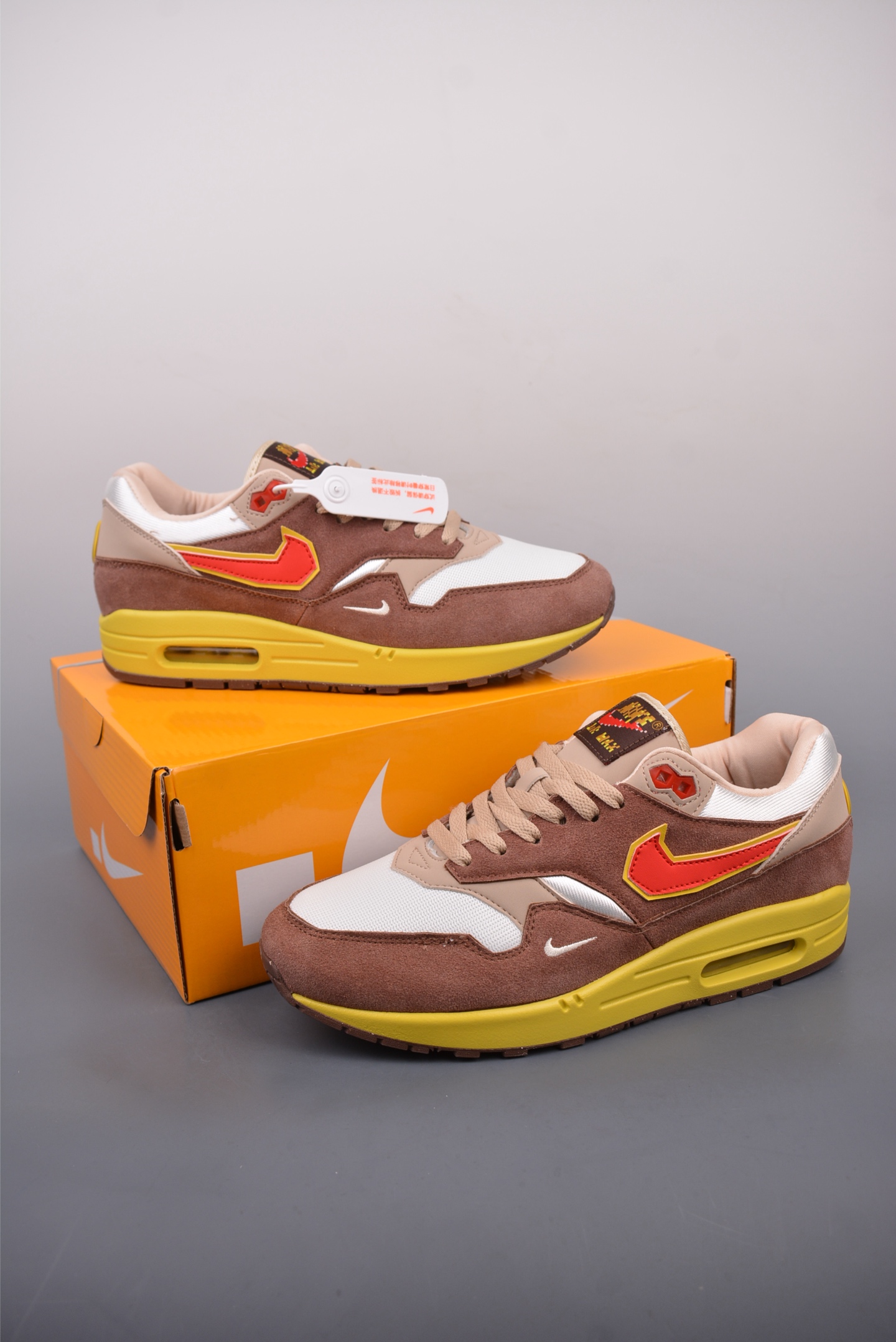 220  Nike Air Max 1 复刻拼接 纯原版本 复古休闲跑步鞋  HV5776-200