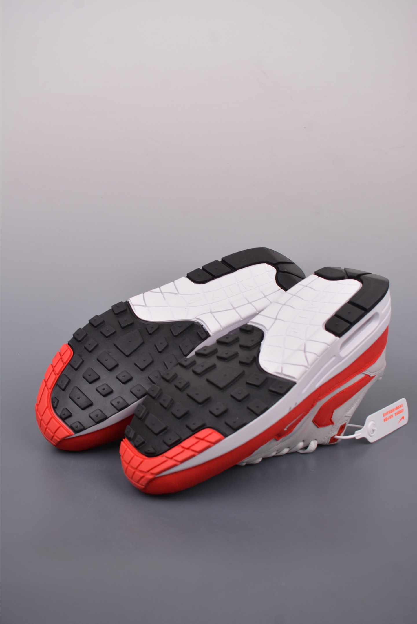 220  Nike Air Max 1 复刻拼接 纯原版本 复古休闲跑步鞋 HQ5882-100