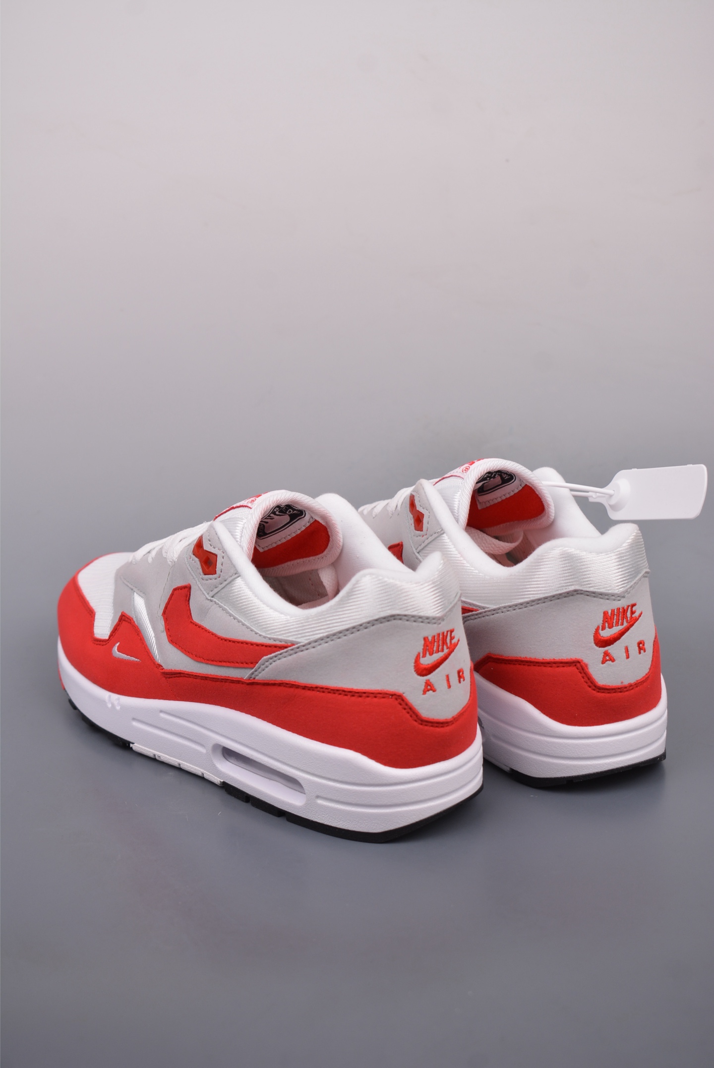220  Nike Air Max 1 复刻拼接 纯原版本 复古休闲跑步鞋 HQ5882-100