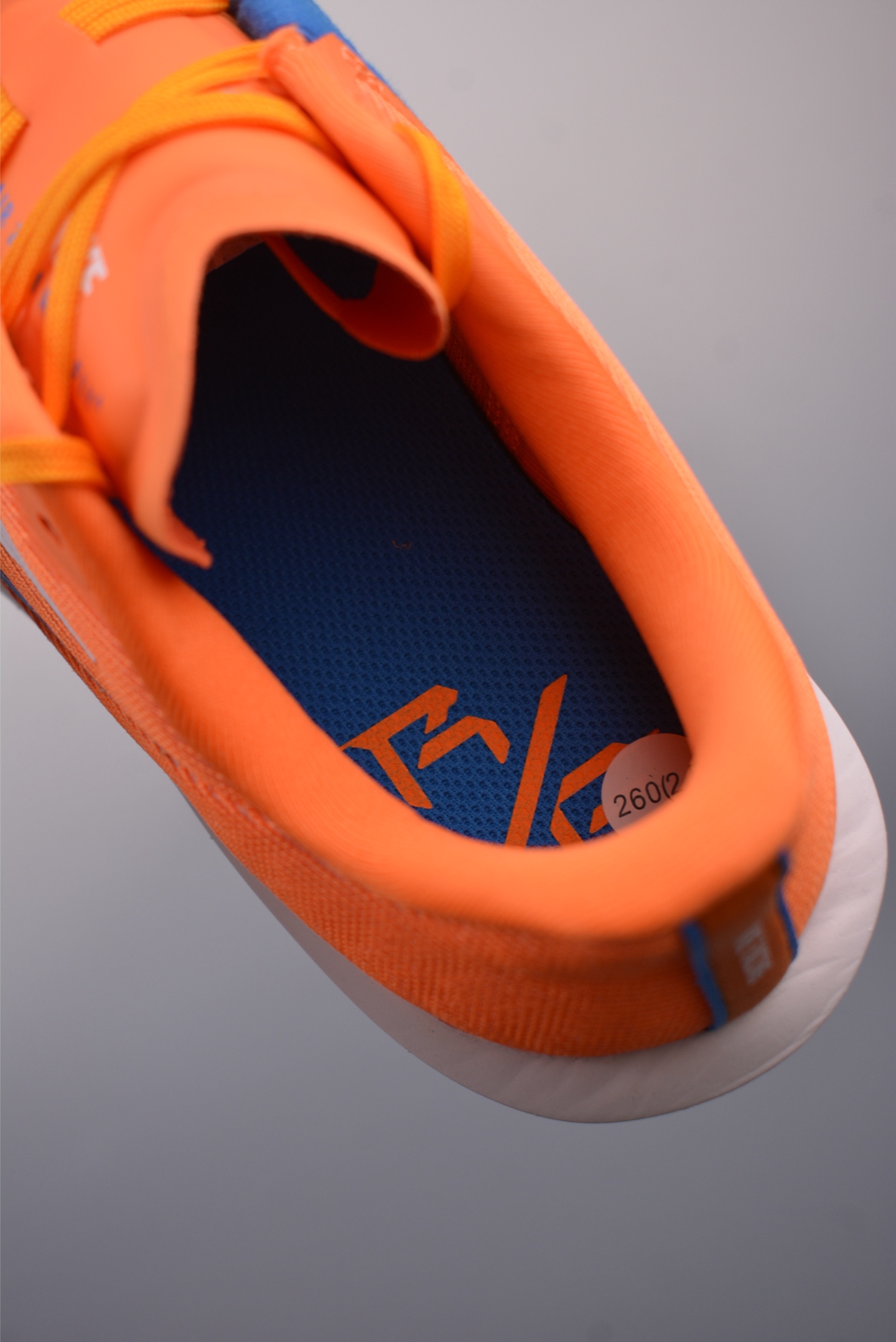 180  NIKE Zoom Rival Fly 4  耐克超弹轻盈跑步鞋   FV6040-800