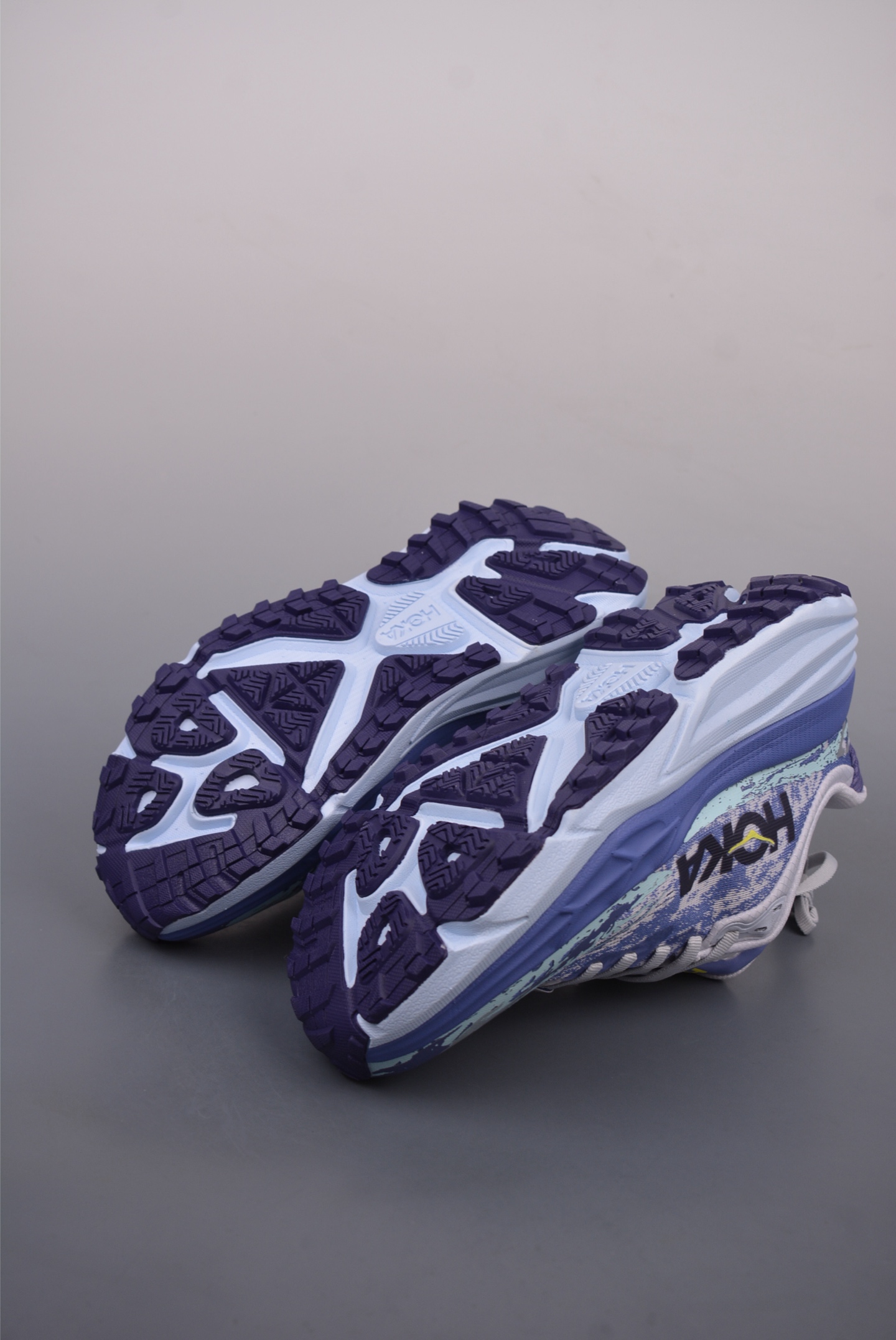 190  HOKA ONE ONE Stinson 7 低帮专业越野跑步鞋   1141531