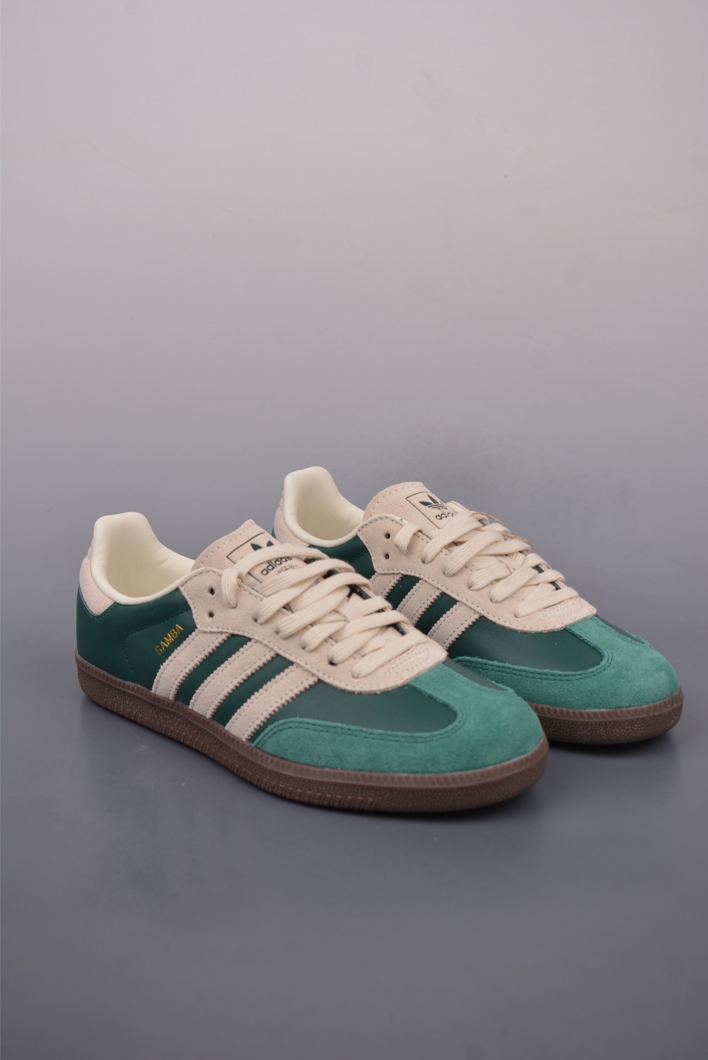 180  Adidas Samba OG  复古桑巴板鞋   JI3215