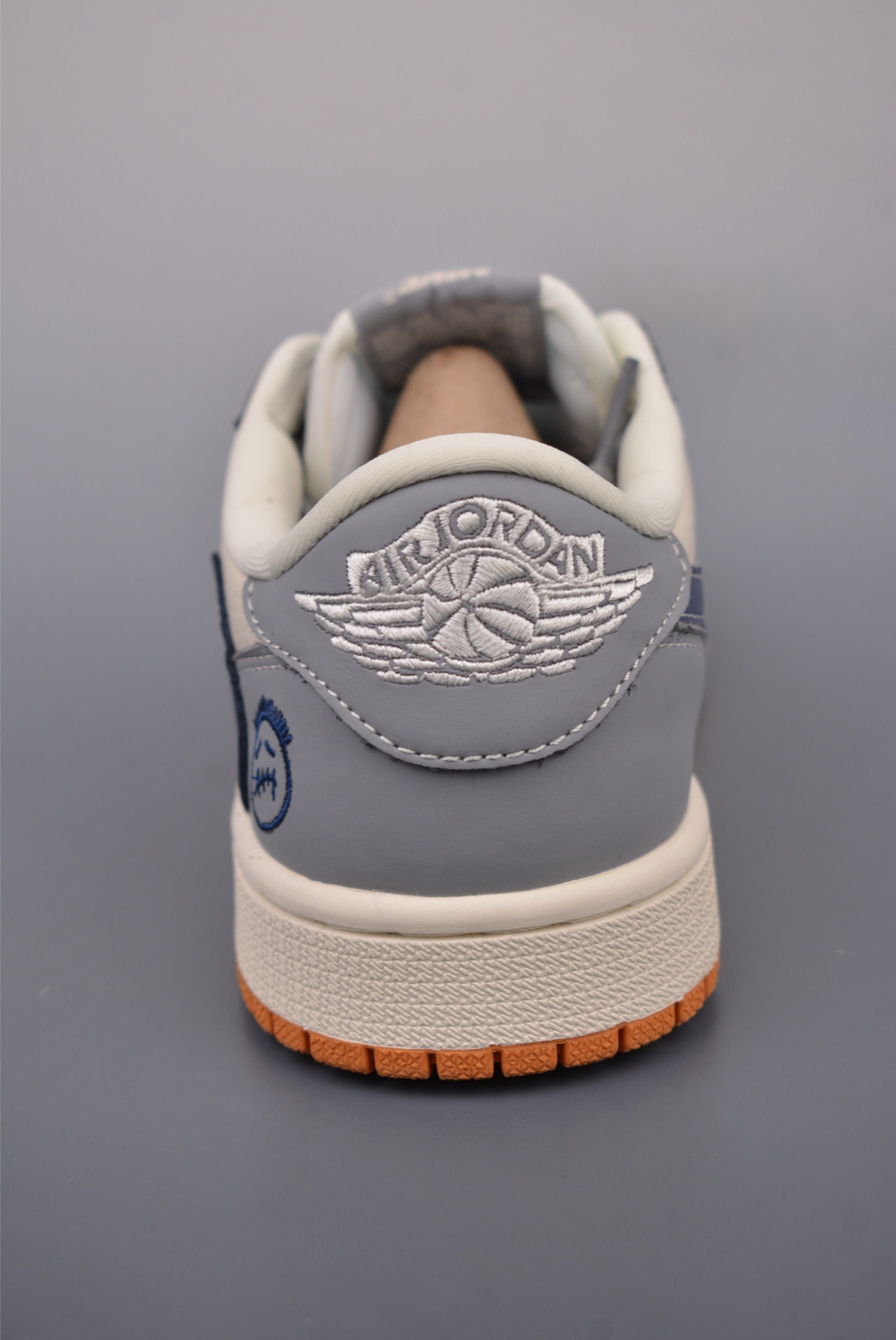 280  Fragment x Travis Scott x 陈冠希 Air Jordan 1 Low 三方联名倒钩  LD2025-005