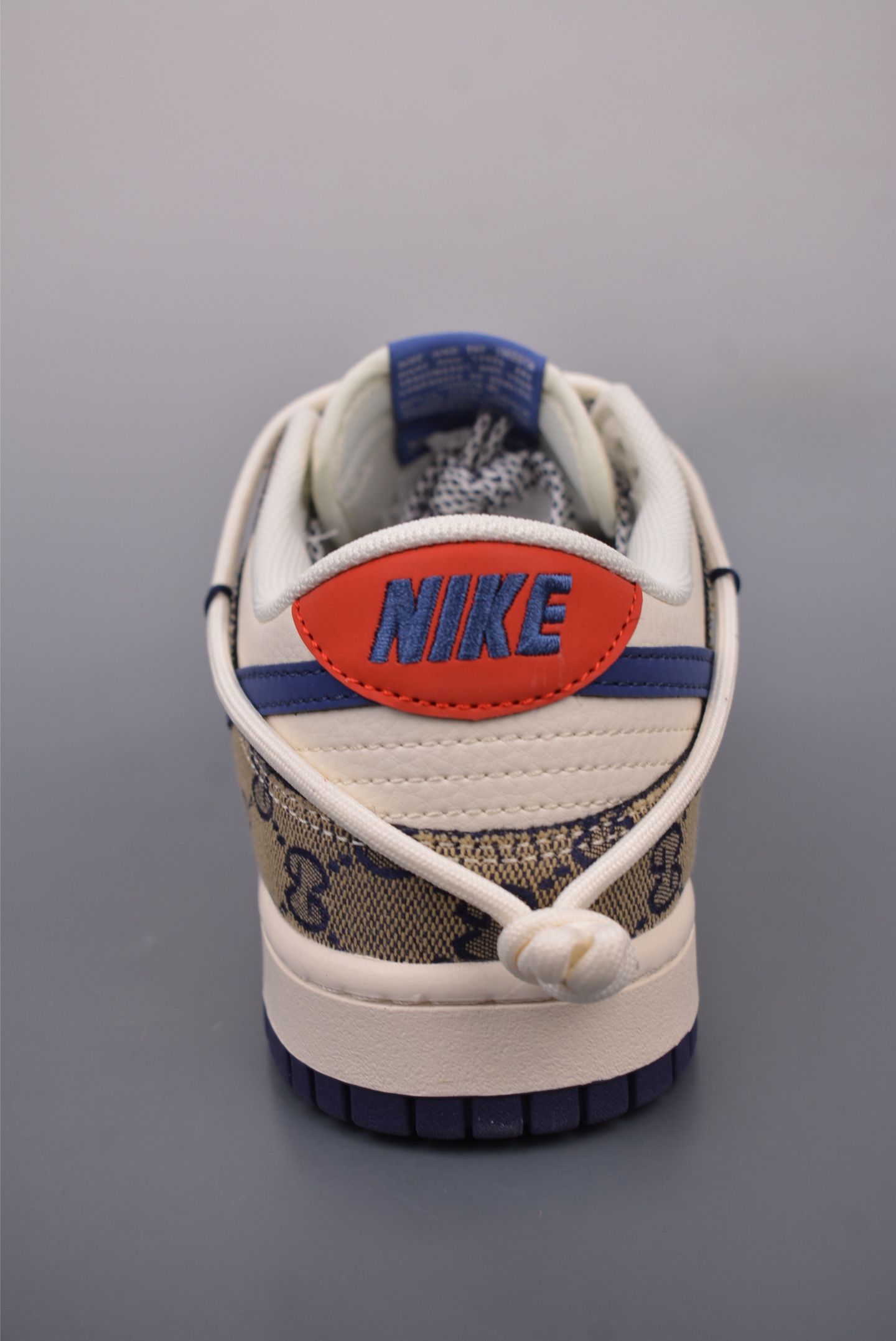 300  Nike SB Dunk Low GUCCI联名 解构抽绳鞋带  SJ2068-317