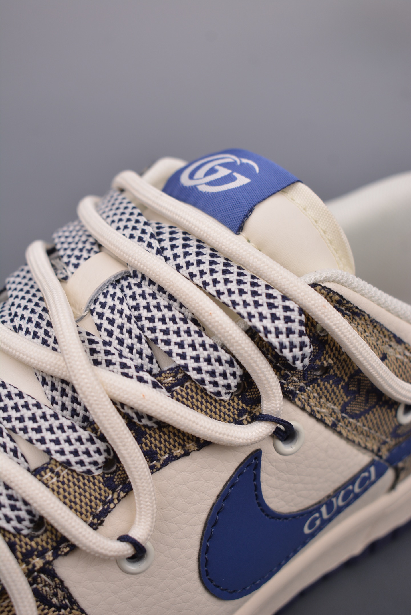 300  Nike SB Dunk Low GUCCI联名 解构抽绳鞋带  SJ2068-317