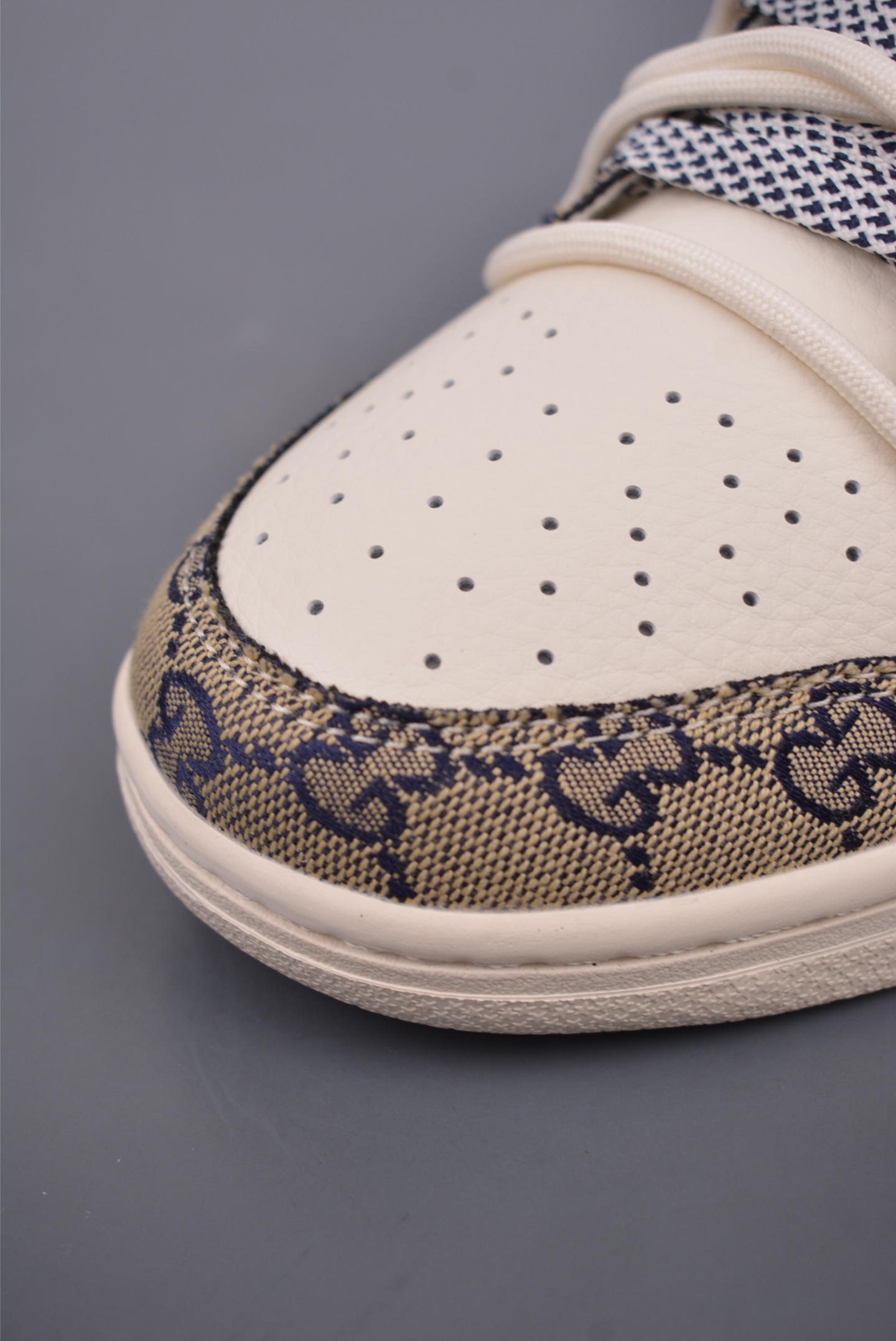 300  Nike SB Dunk Low GUCCI联名 解构抽绳鞋带  SJ2068-317