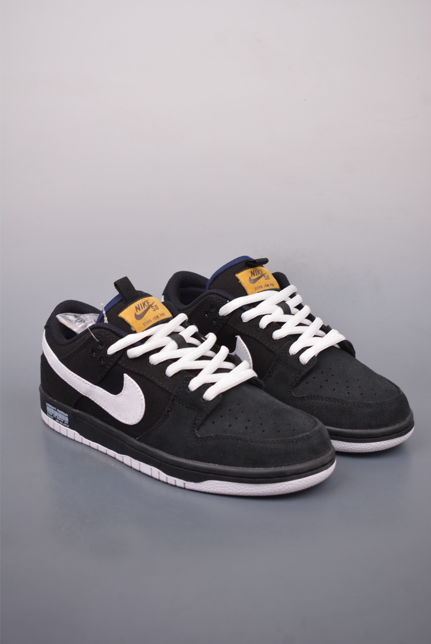 220  Nike SB Dunk Low 黑白帆布 解构抽绳鞋带  DX6775-400