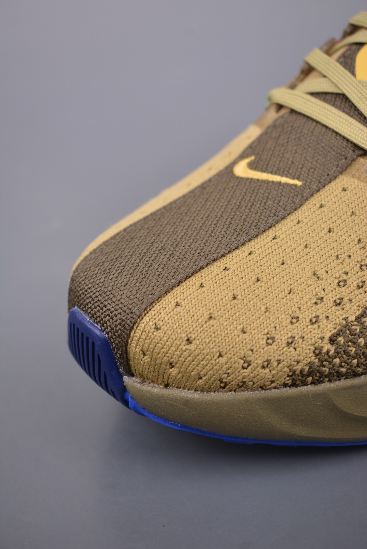 180  Nike REACTX PEGASUS Plus  飞马跑步鞋  HQ3221-325