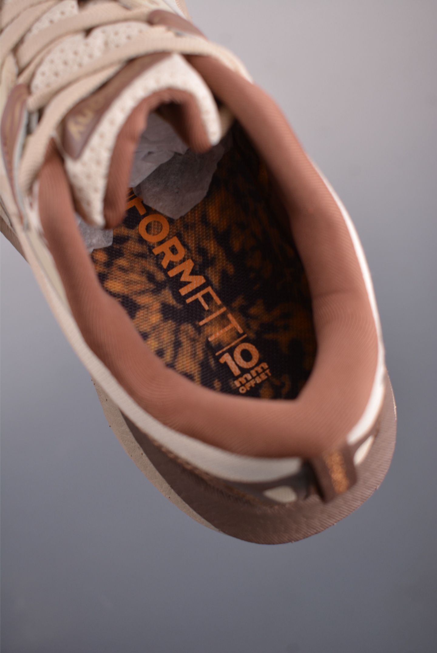 220  Saucony Triumph 22 索康尼胜利22代 旗舰级缓震型跑鞋 S20964-500