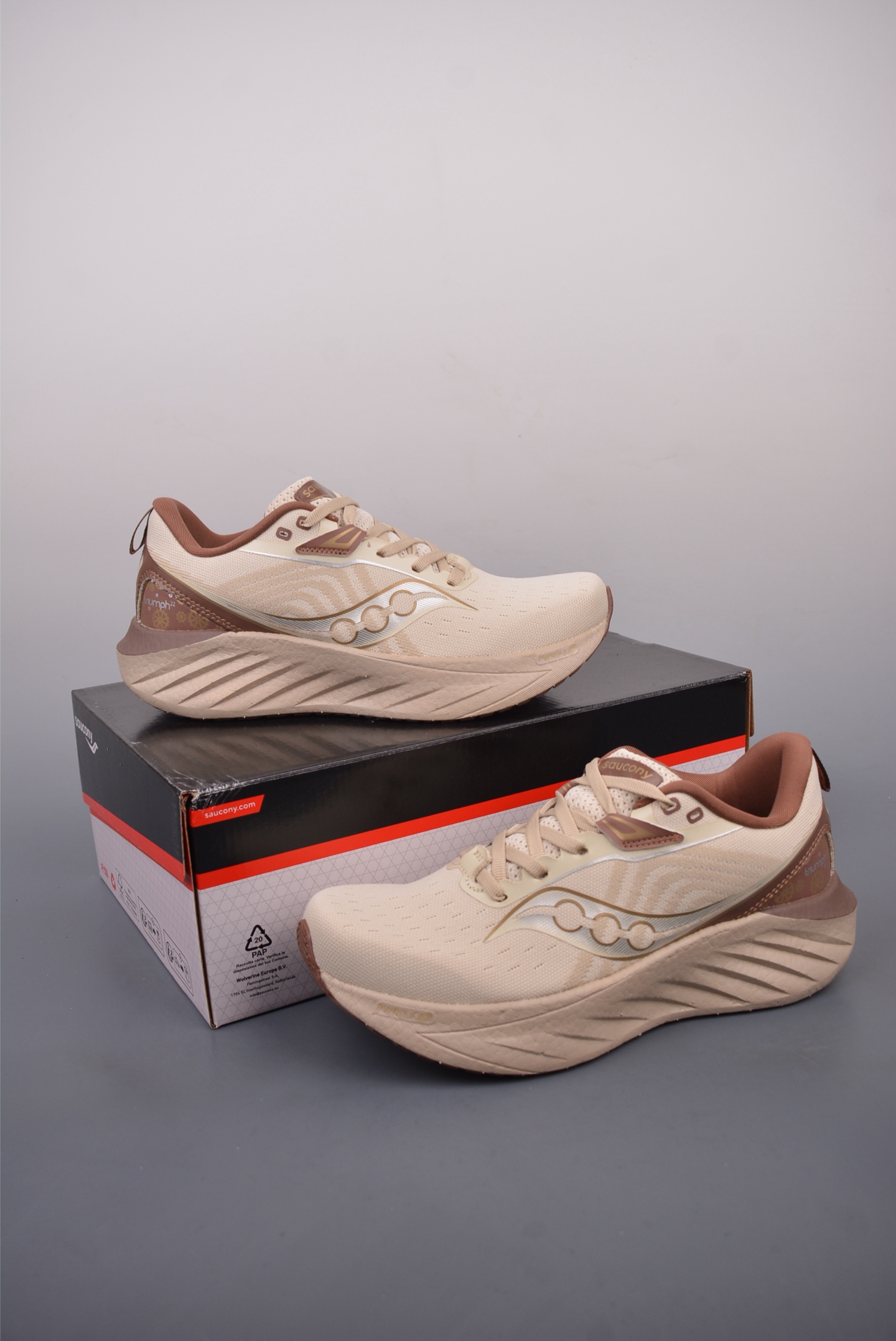 220  Saucony Triumph 22 索康尼胜利22代 旗舰级缓震型跑鞋 S20964-500