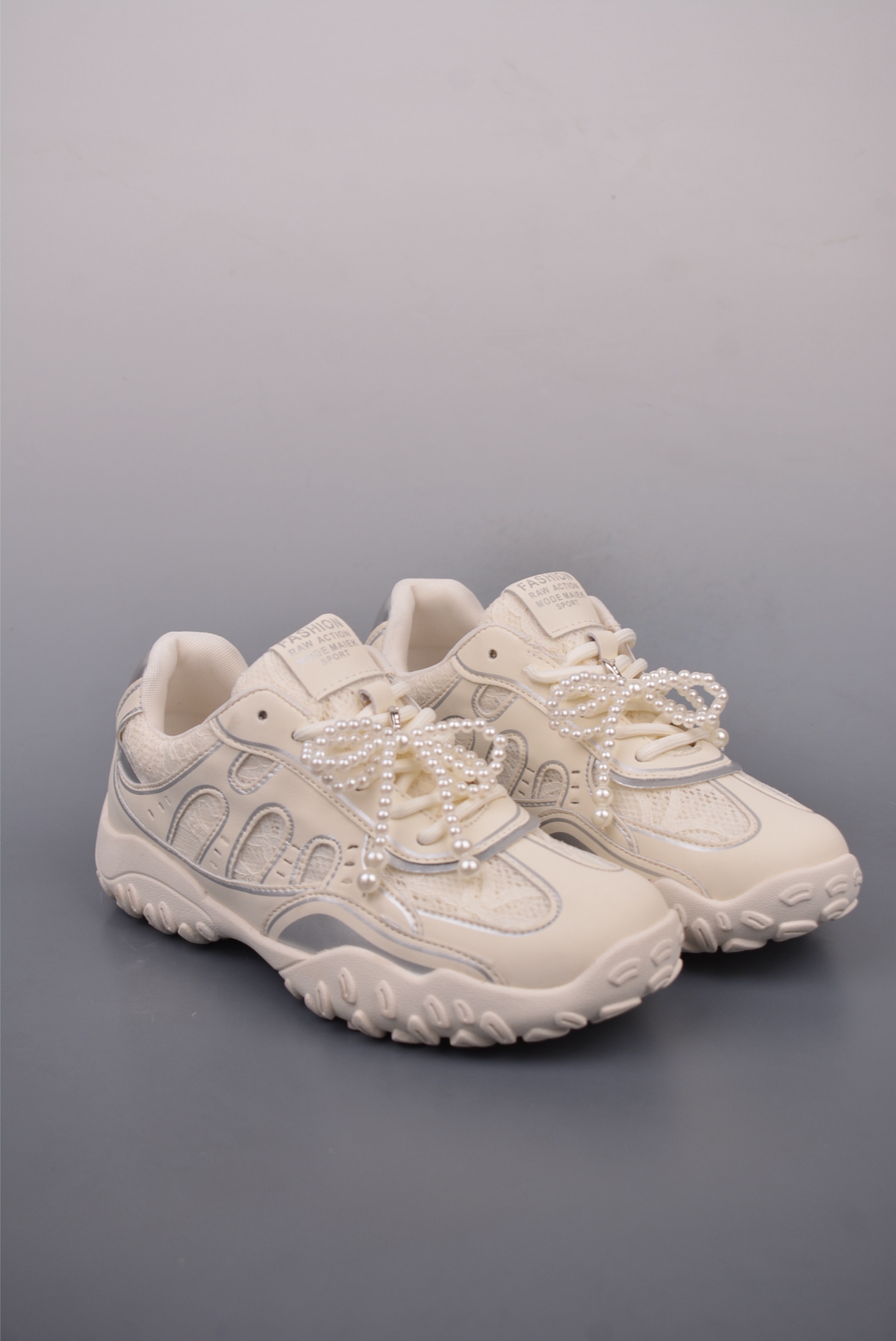 220  GG-CC Chunky Low  厚底增高运动老爹鞋 25712722
