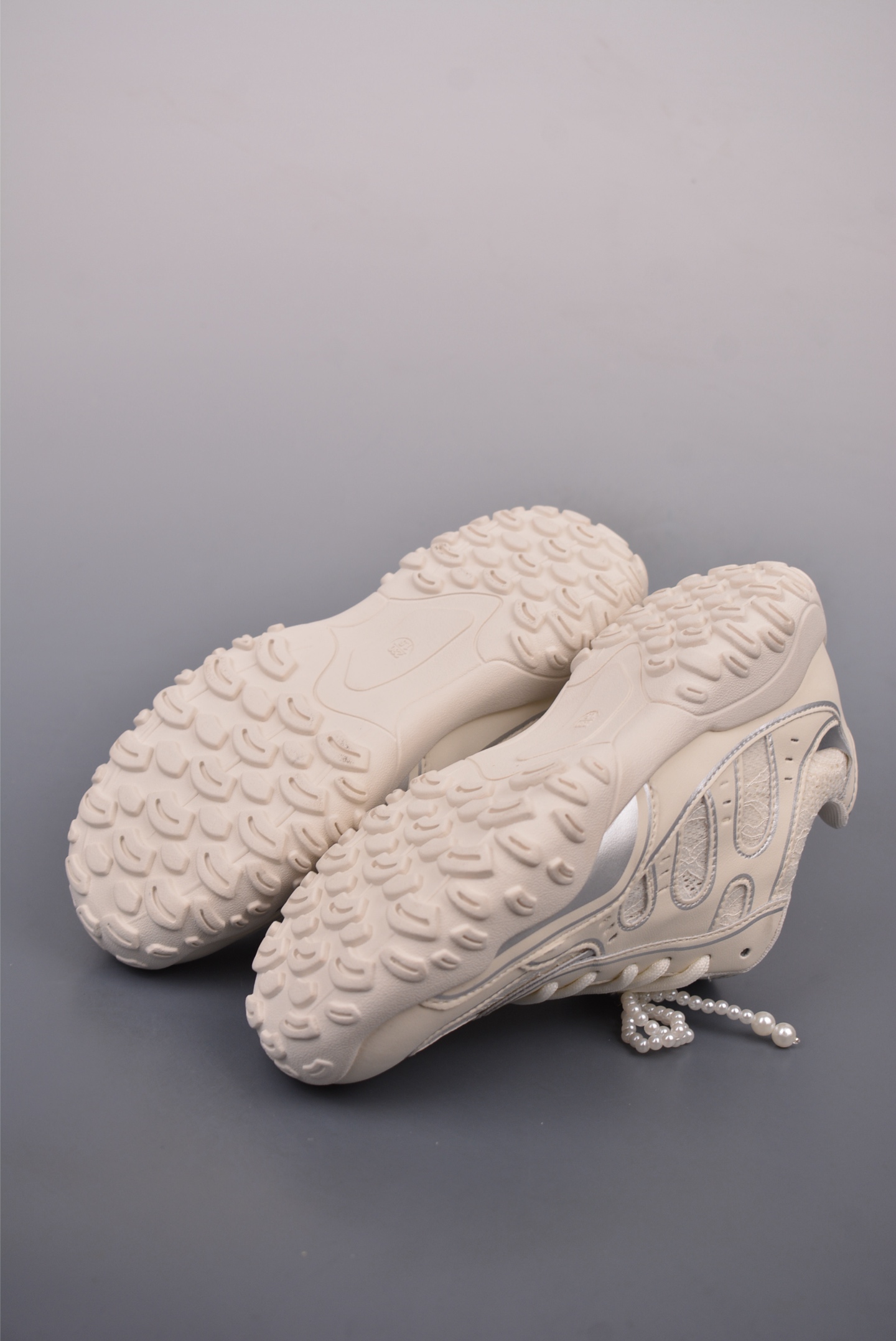 220  GG-CC Chunky Low  厚底增高运动老爹鞋 25712722