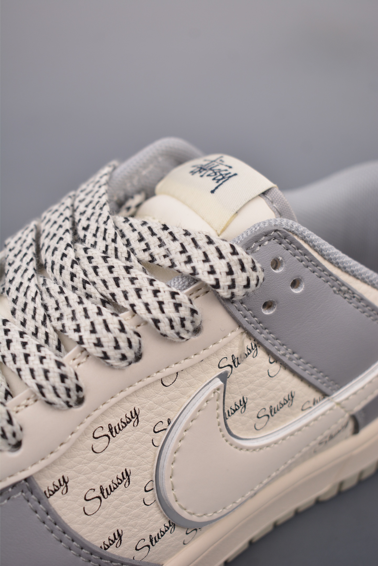 260  Nike SB Dunk Low STUSSY联名 解构抽绳鞋带  SD6868-109