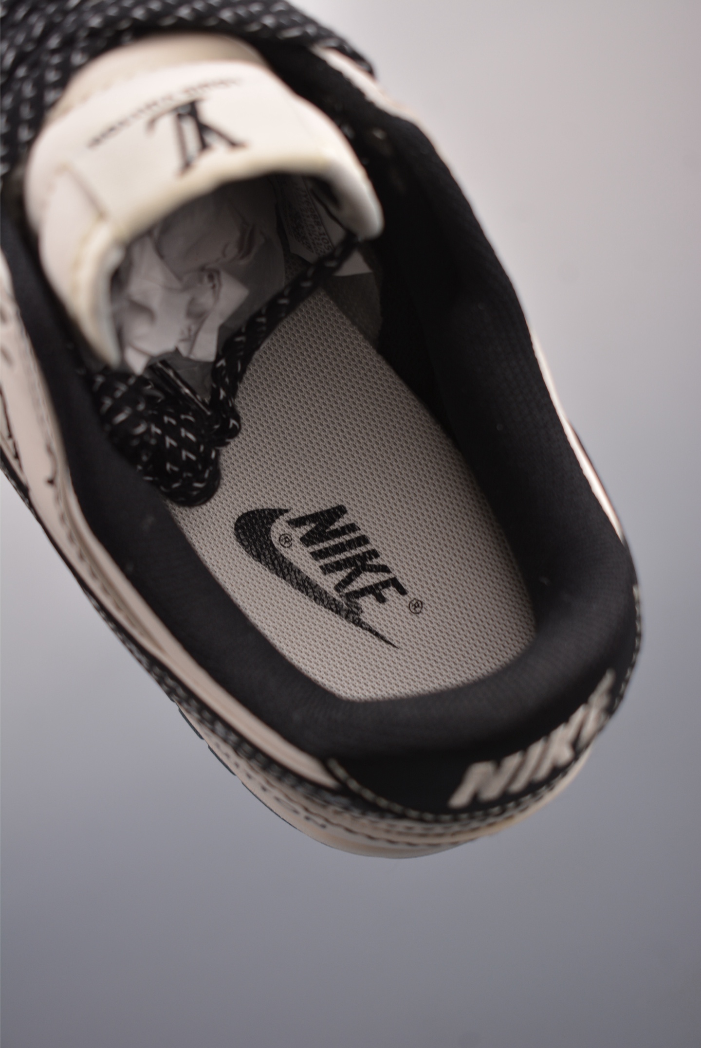 260  Nike SB Dunk Low LV联名 解构抽绳鞋带 JY6988-185