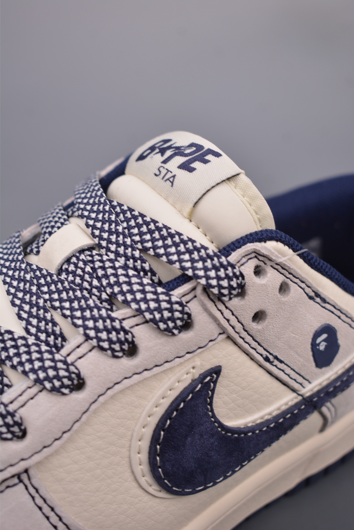 280  Nike SB Dunk Low 猿人头 解构抽绳鞋带  SJ2558-018