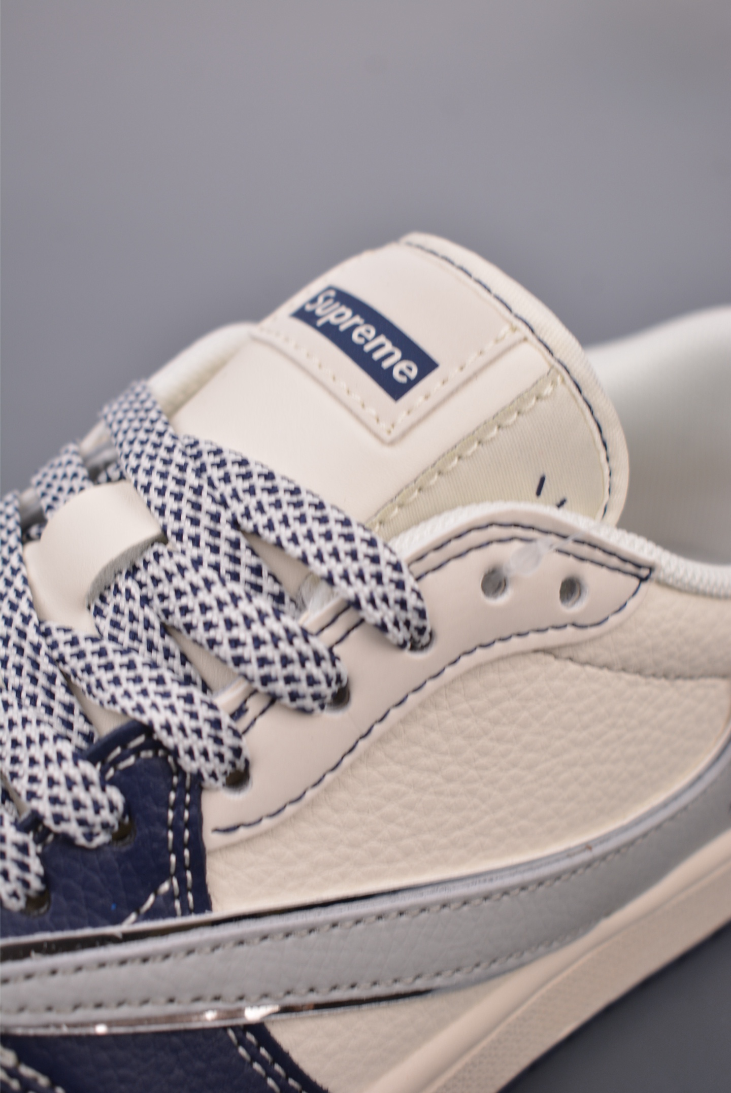280  Fragment x Travis Scott x Supreme Air Jordan 1 Low 三方联名倒钩   XS7089-549