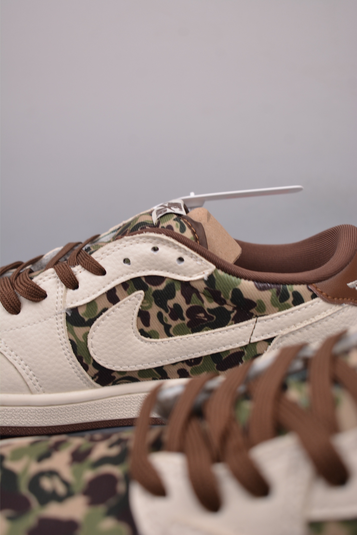 280  Fragment x Travis Scott x 猿人头 Air Jordan 1 Low 三方联名倒钩  XS7089-109
