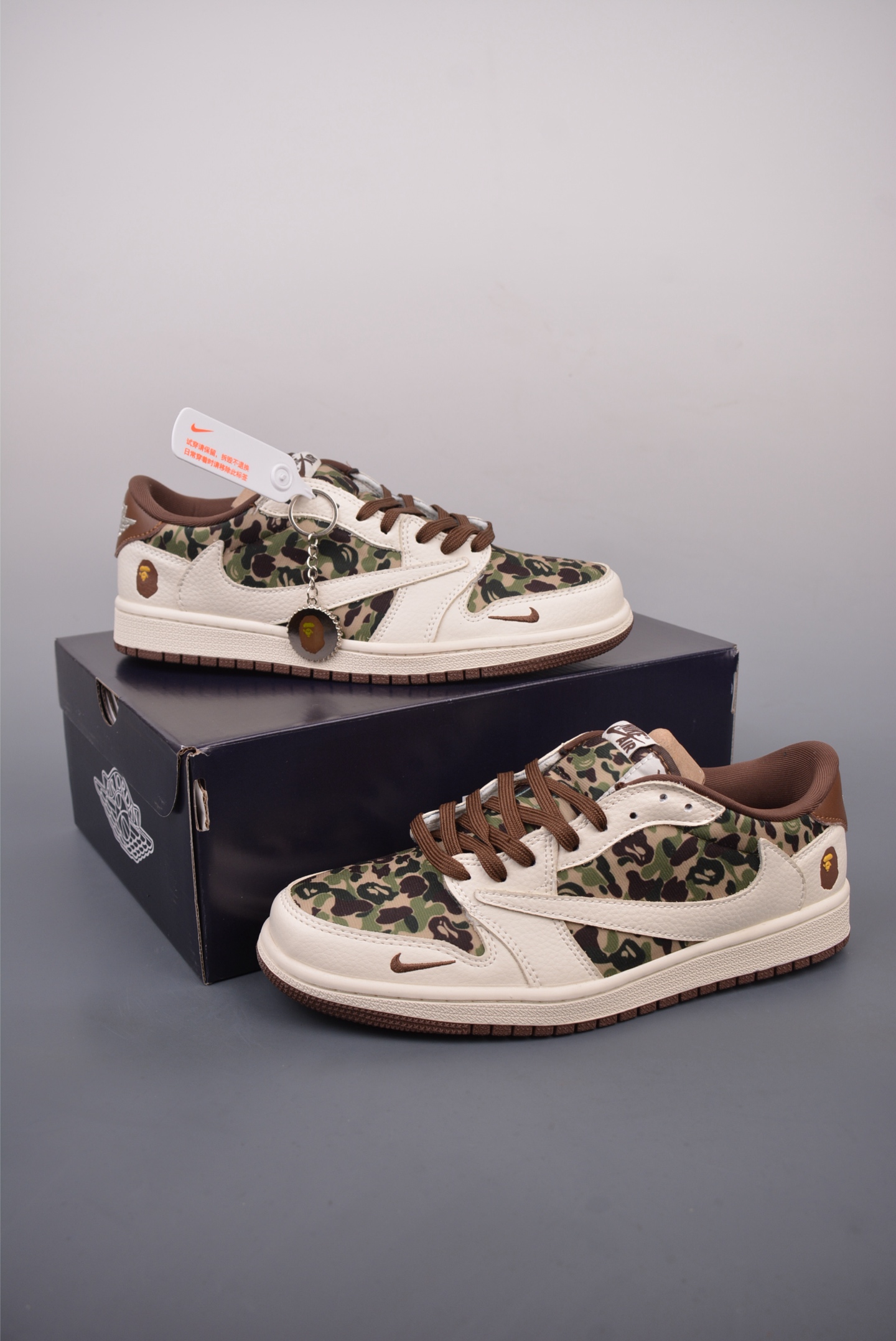 280  Fragment x Travis Scott x 猿人头 Air Jordan 1 Low 三方联名倒钩  XS7089-109