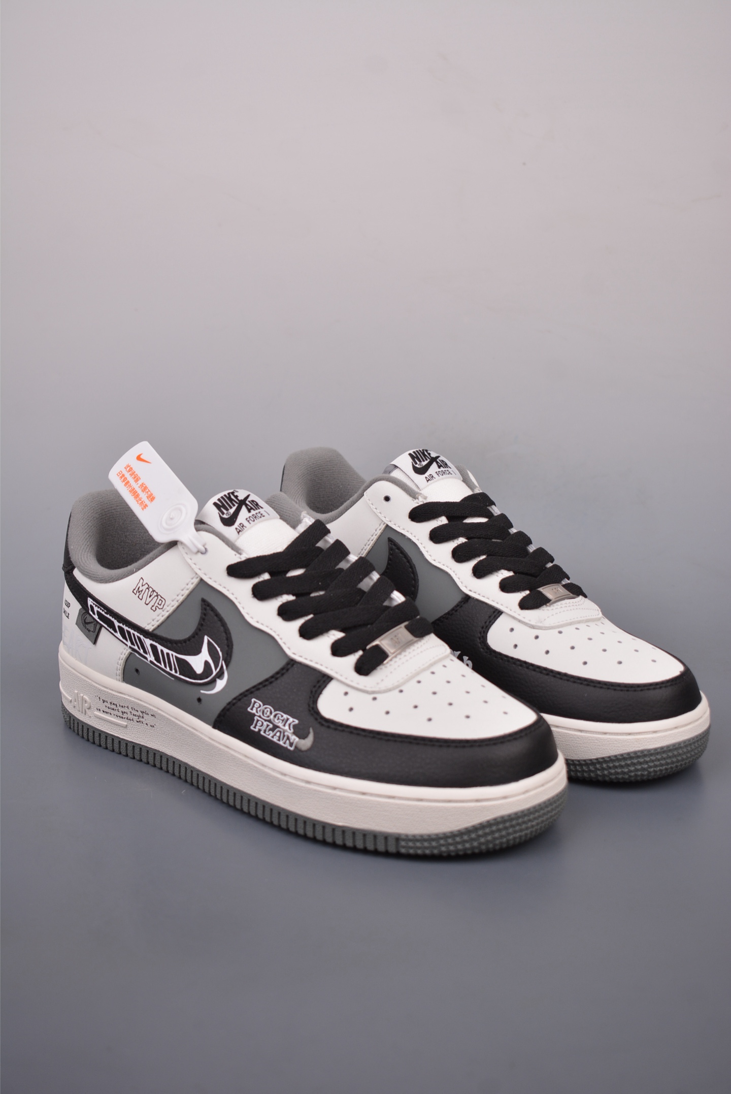 260  Nike Air Force 1 Low 50Cent  DB3301-660