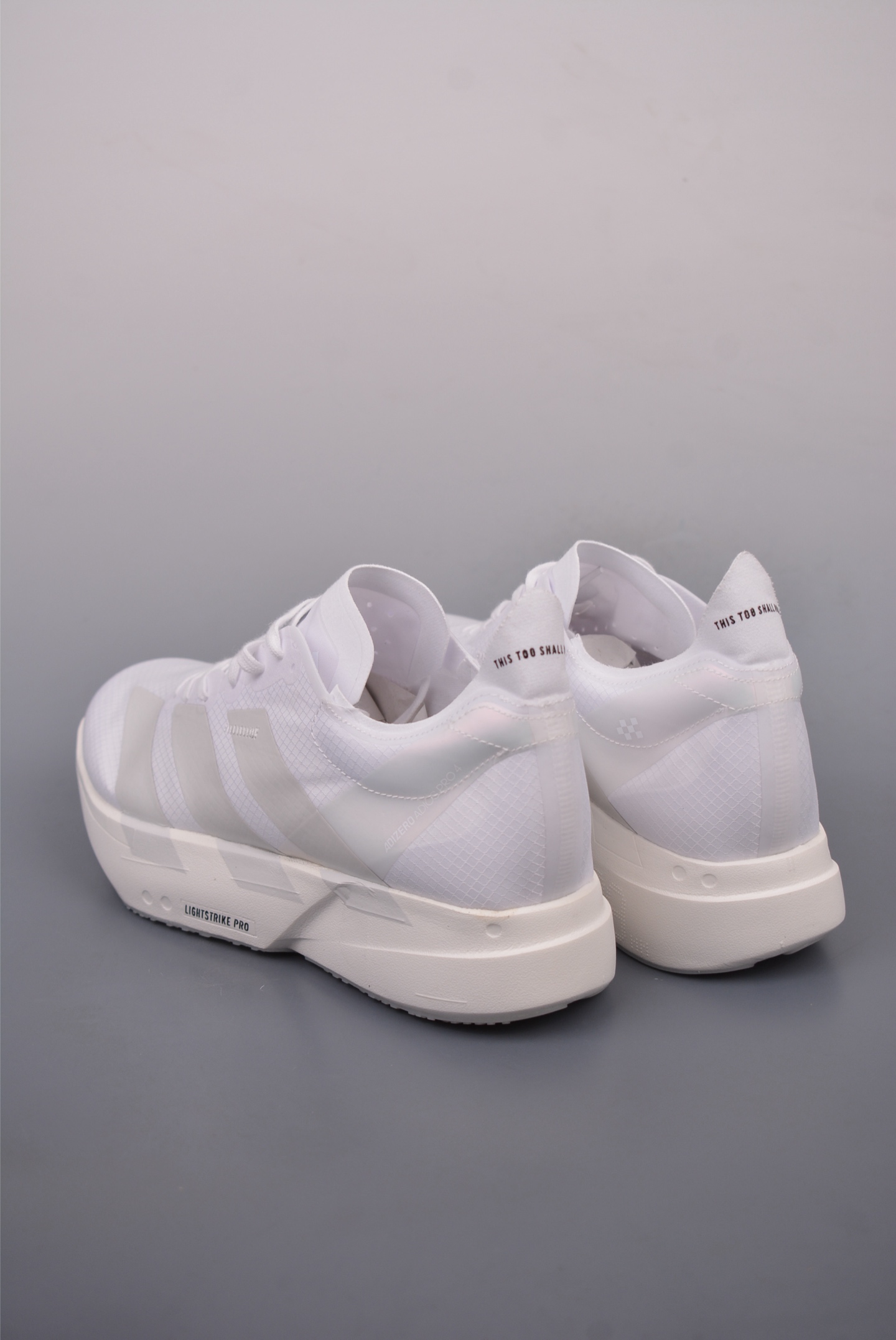 190  Adidas Adizero Adios 4 M 阿迪超轻透气缓震跑鞋   JR6366